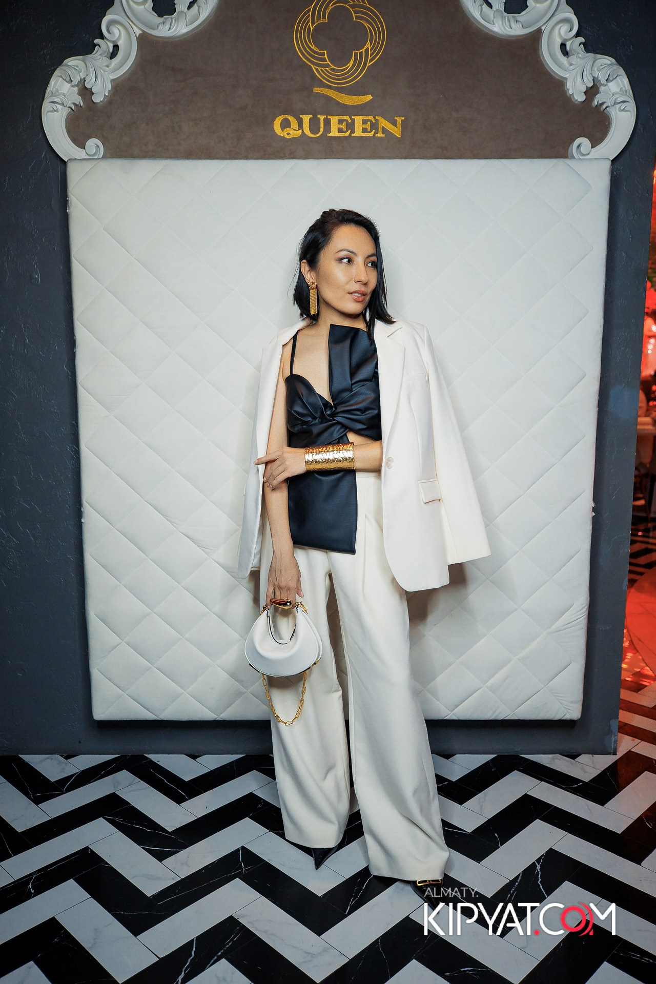 Queen. КИПЯТКОМ АЛМАТЫ!