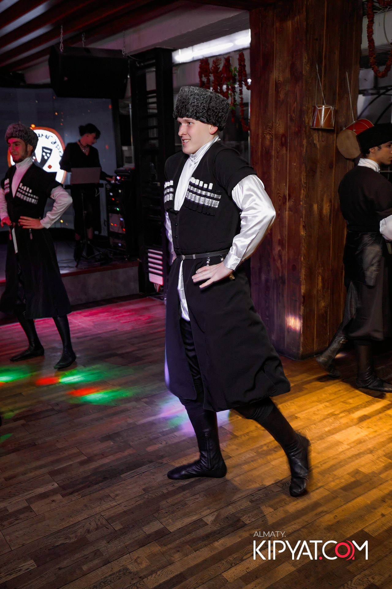 ВАХТАНГУРИ. КИПЯТКОМ АЛМАТЫ!