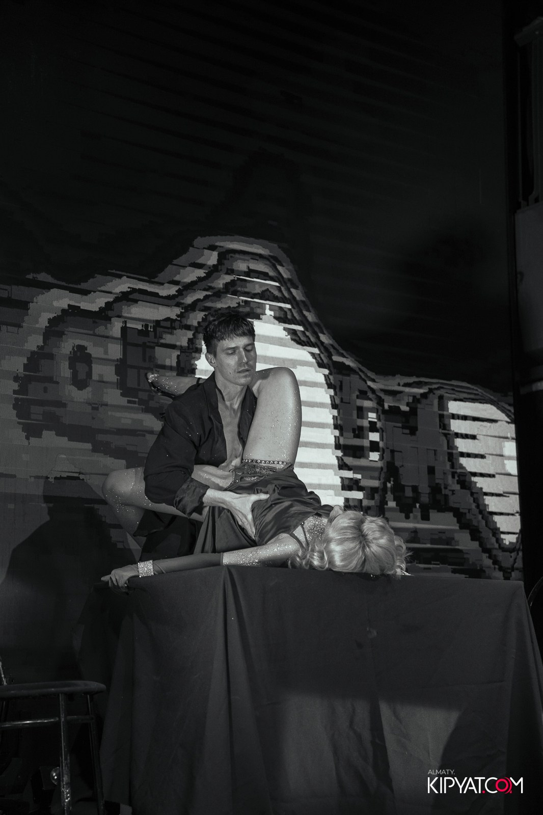 QUEEN. КИПЯТКОМ АЛМАТЫ!