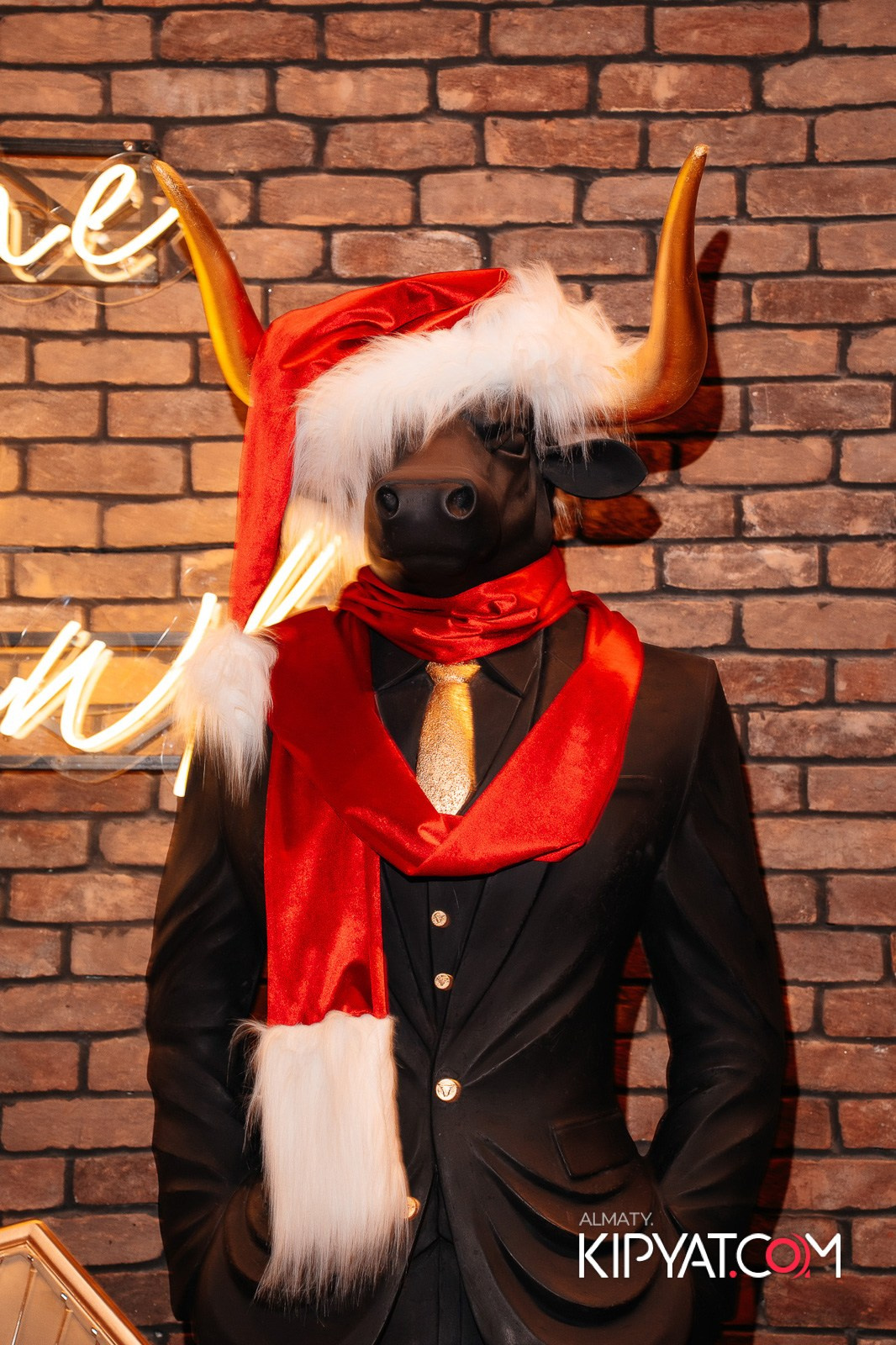 ZIYAFET MEAT HOUSE. КИПЯТКОМ АЛМАТЫ!