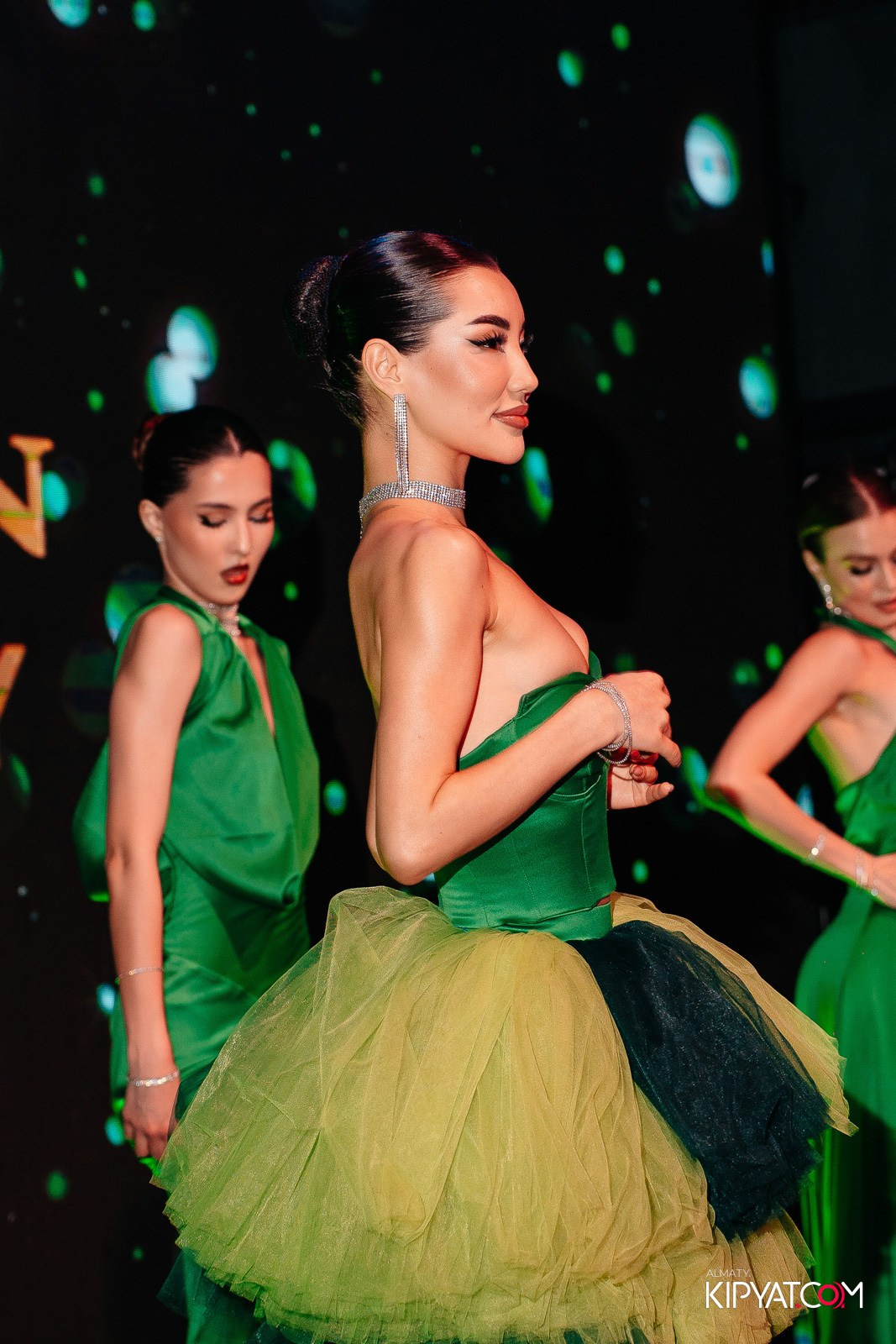 QUEEN. КИПЯТКОМ АЛМАТЫ!