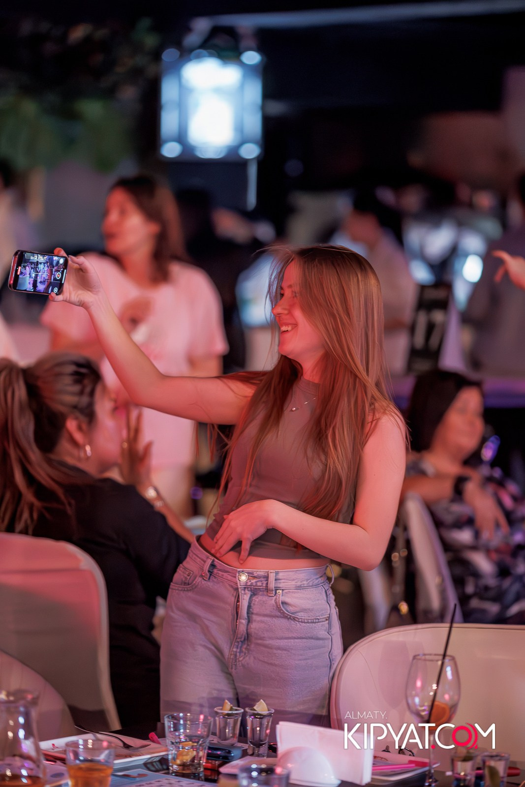 МУЗЫКАЛЬНОЕ ЛОТО В HIT RETRO. КИПЯТКОМ АЛМАТЫ!