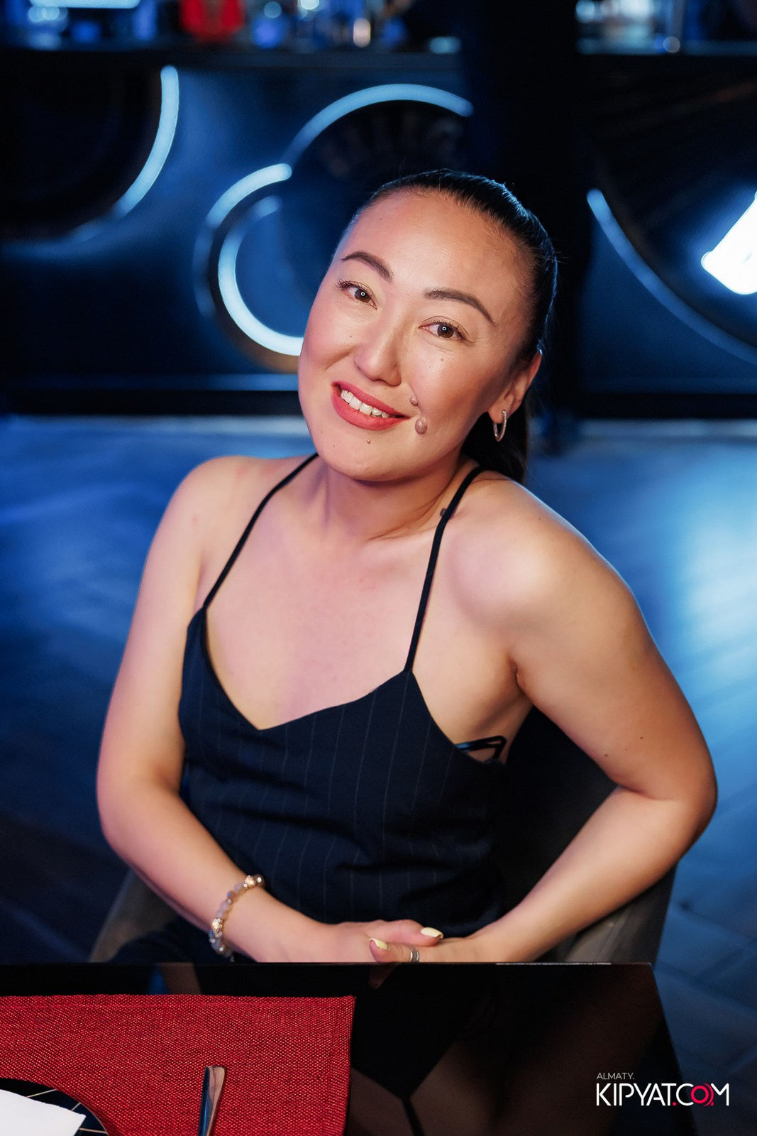 ЗАЯ, НА БИС. КИПЯТКОМ АЛМАТЫ!