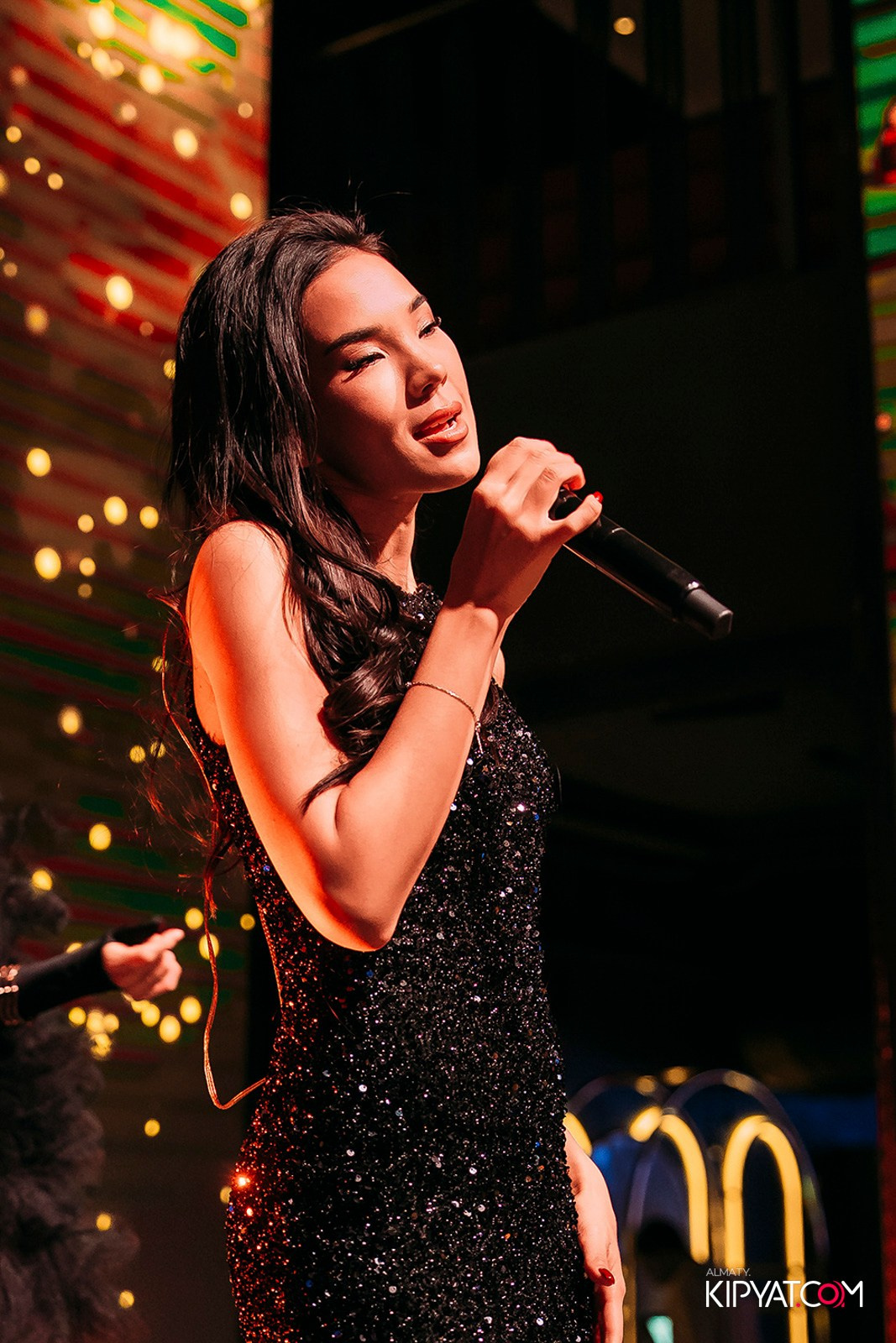 QUEEN. КИПЯТКОМ АЛМАТЫ!