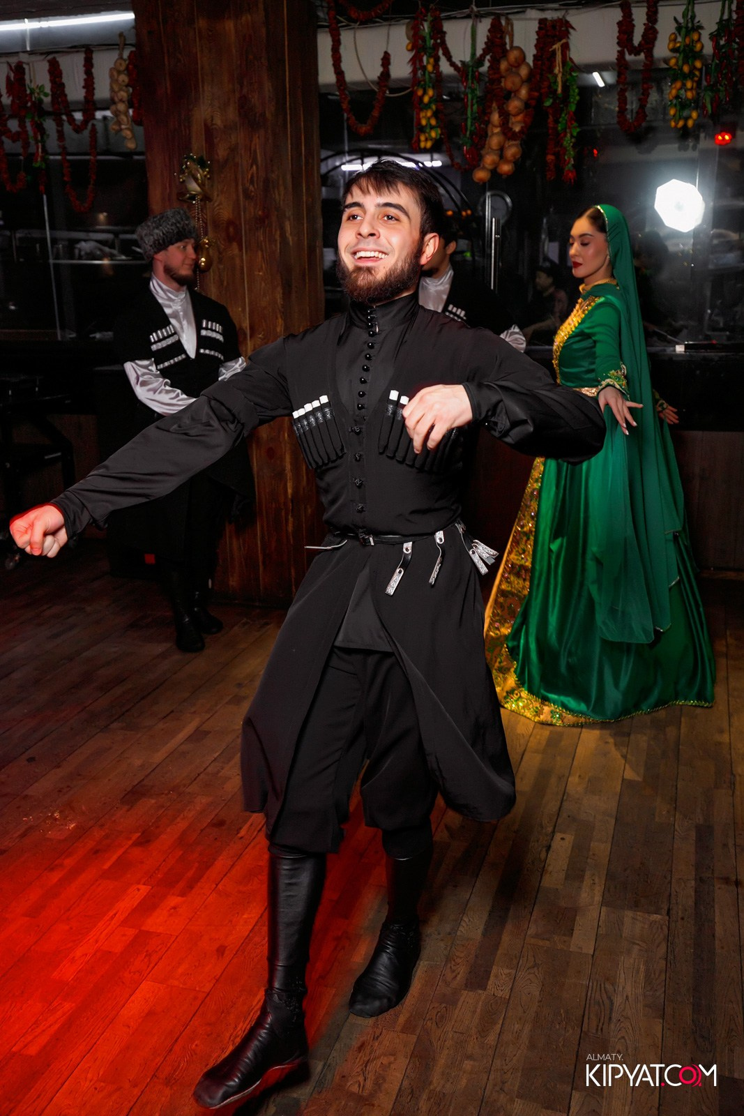 ВАХТАНГУРИ. КИПЯТКОМ АЛМАТЫ!