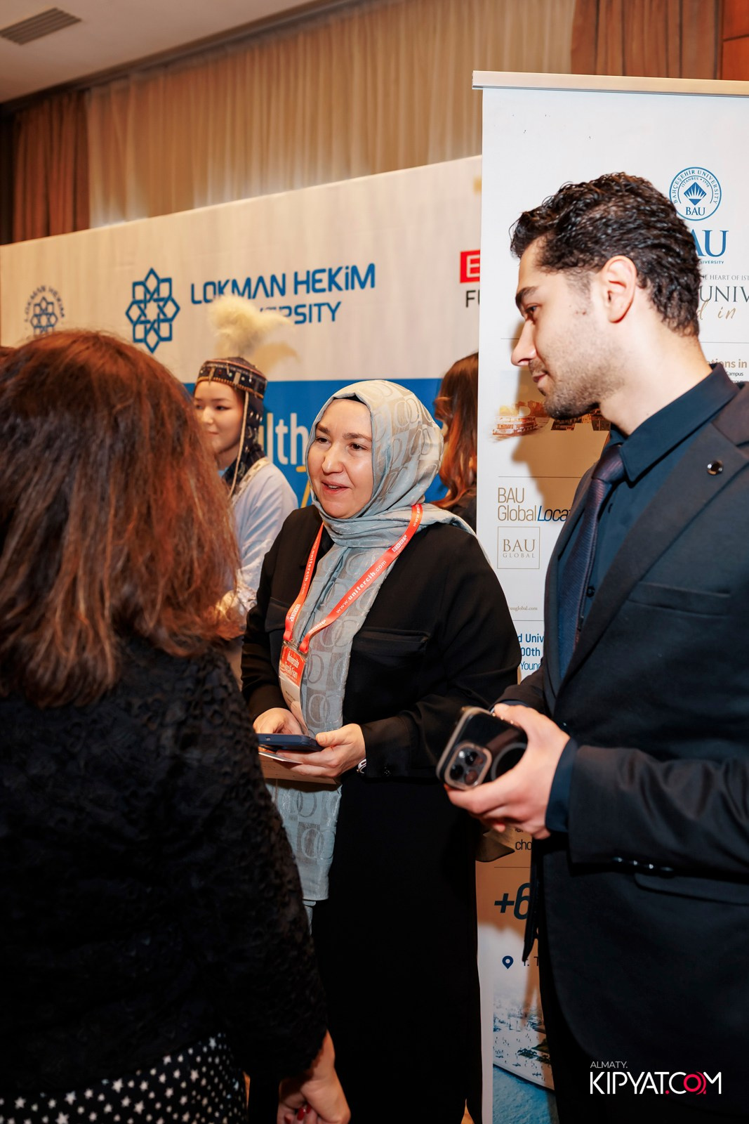 ВЫСТАВКА ТУРЕЦКИХ УНИВЕРСИТЕТОВ. КИПЯТКОМ АЛМАТЫ! Фотосъемка мероприятий в Алматы