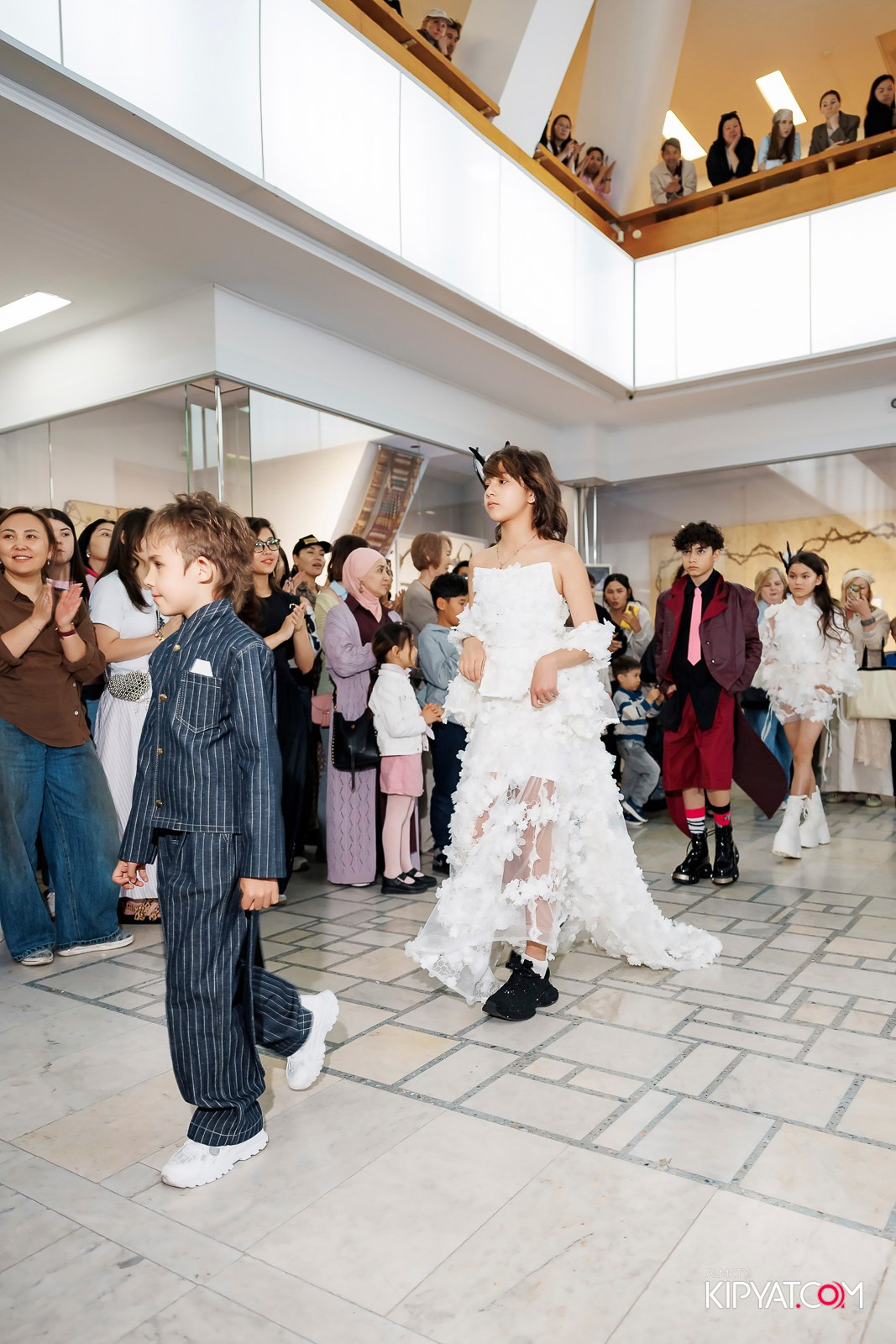JUNIOR MODELS SHOW. ПЕРФОМАНС НОЧЬ В МУЗЕЕ. КИПЯТКОМ АЛМАТЫ! Фотосъемка мероприятий в Алматы