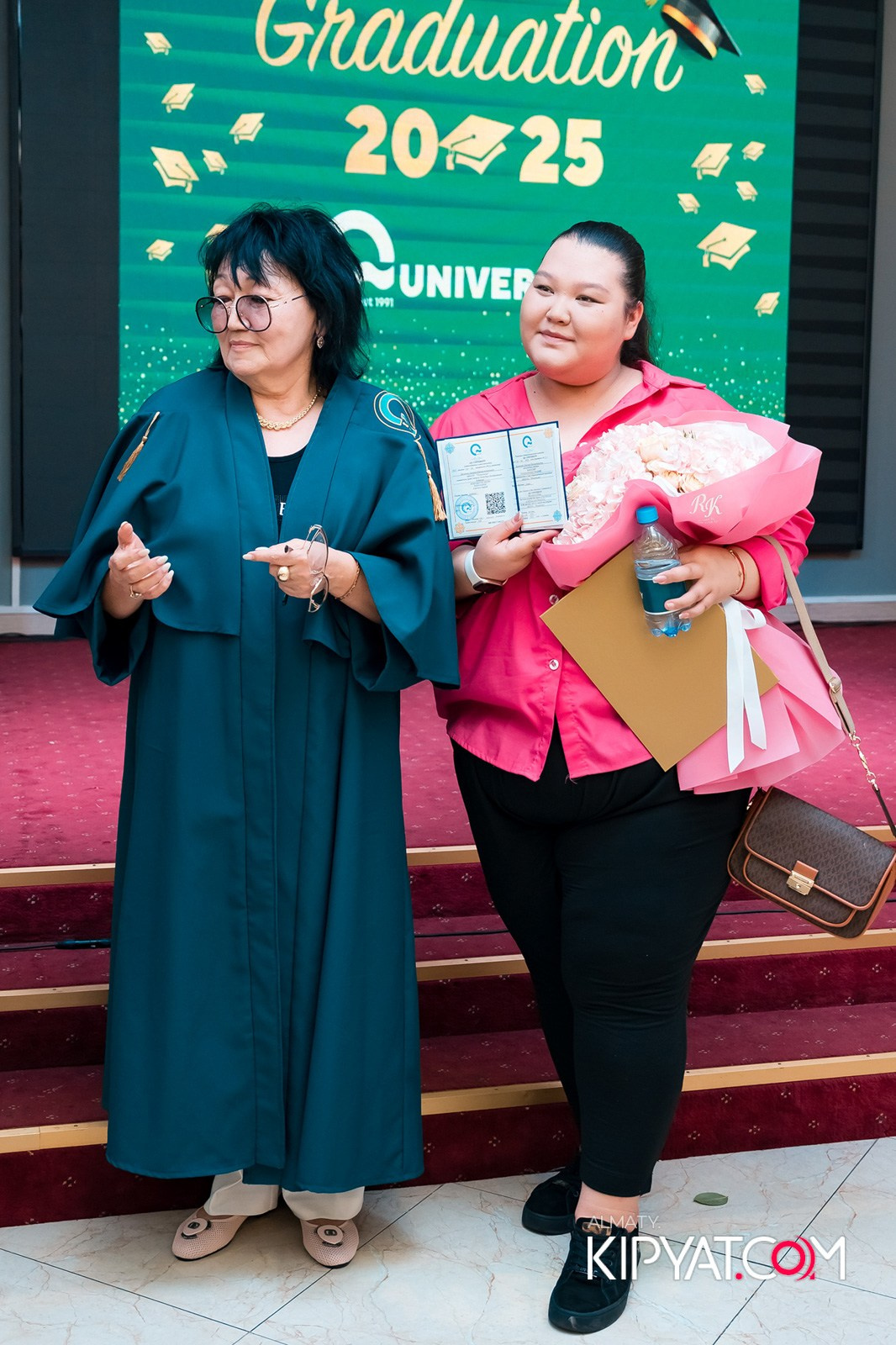 GRADUATION 2025 Q UNIVERSITY. КИПЯТКОМ АЛМАТЫ!