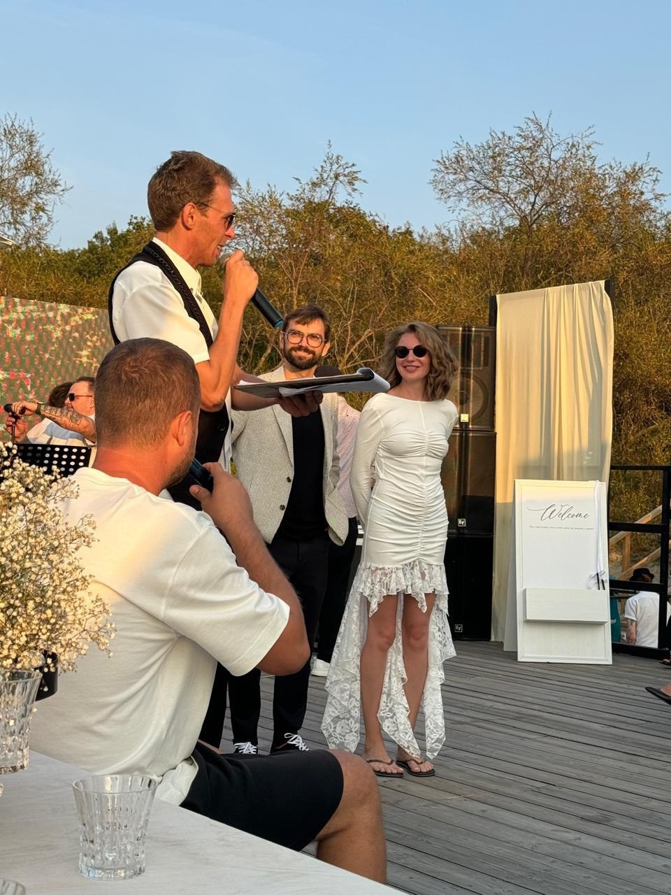 Фотографии со свадеб, свадебные фото от ведущего. Ведущий праздников в России живу в Москве Карпенко Александр