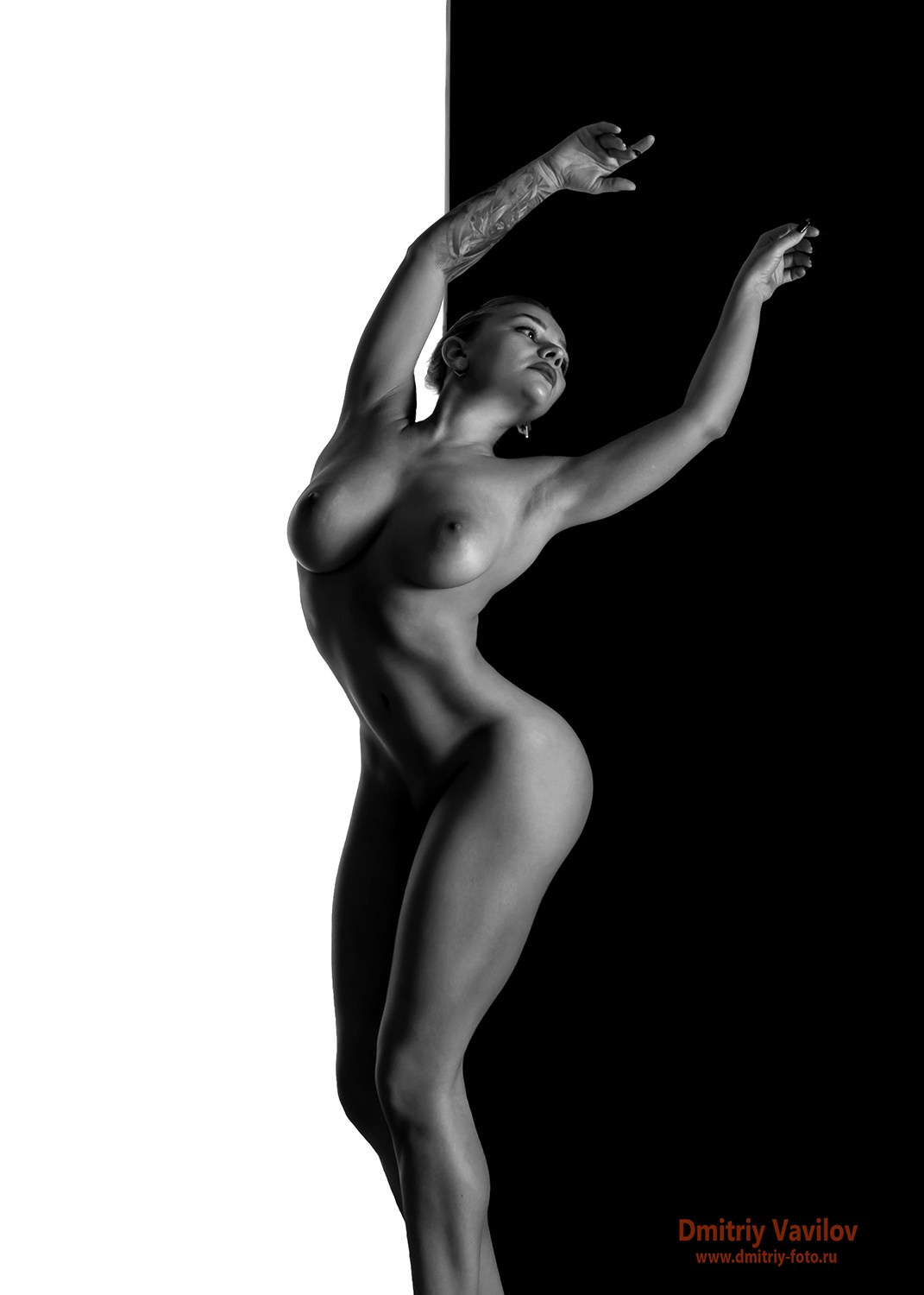 КОНТУРНОЕ NUDE. Творческие фотосессии в Москве