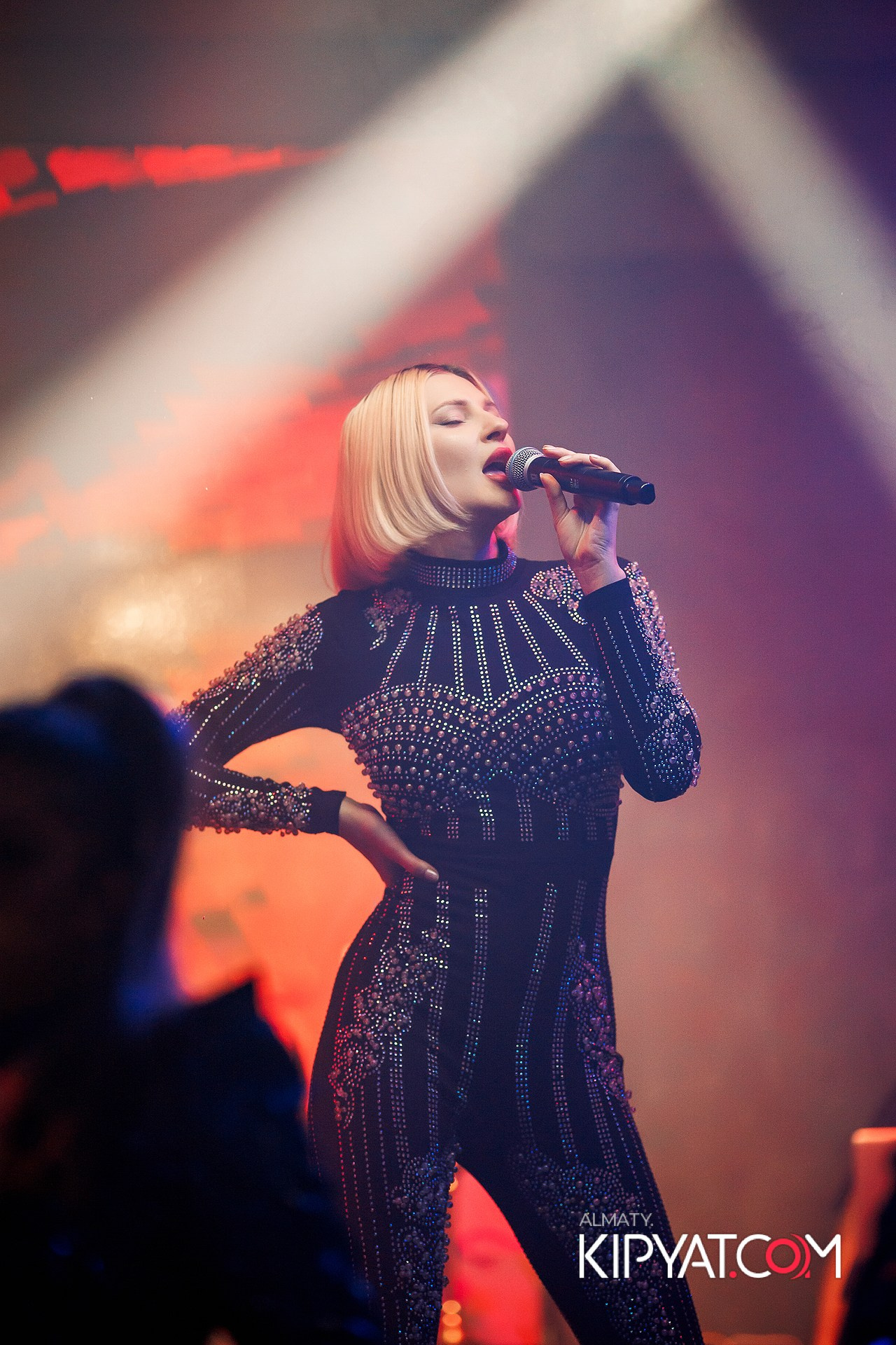 QUEST PISTOLS В РЕСТОРАНЕ NINO. КИПЯТКОМ АЛМАТЫ!