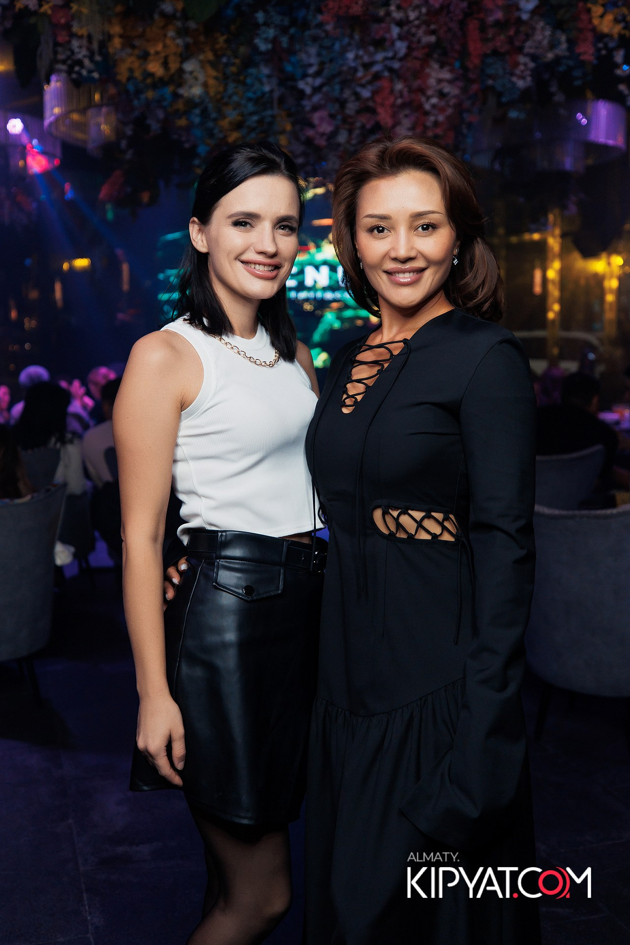 FRIENDS BAR & TERRACE. КИПЯТКОМ АЛМАТЫ! Фотосъемка мероприятий в Алматы