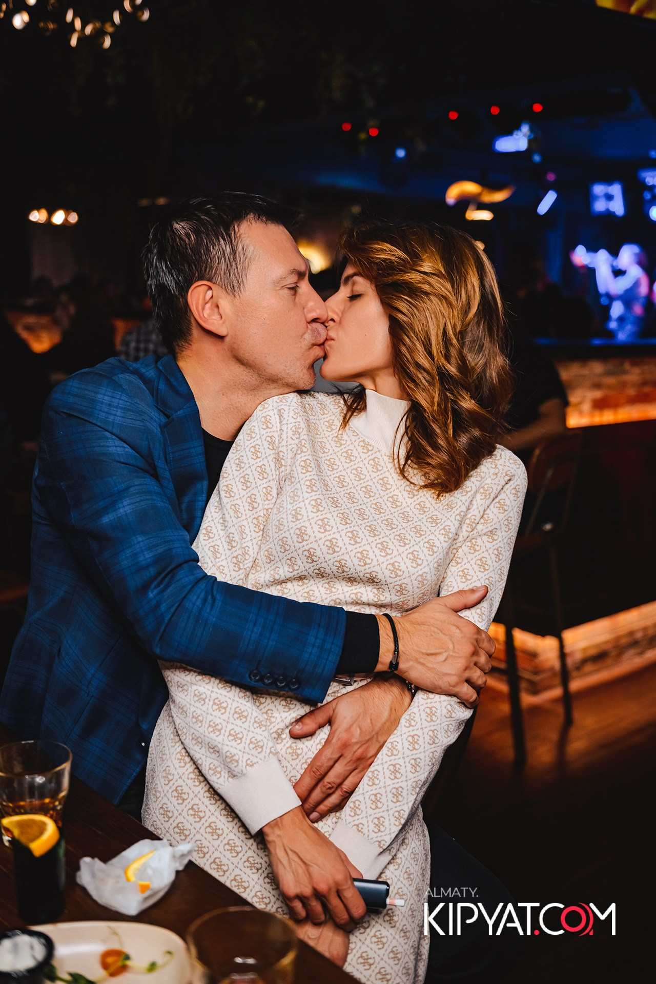 MUNCHEN PUB НА ПАНФИЛОВА. КИПЯТКОМ АЛМАТЫ!