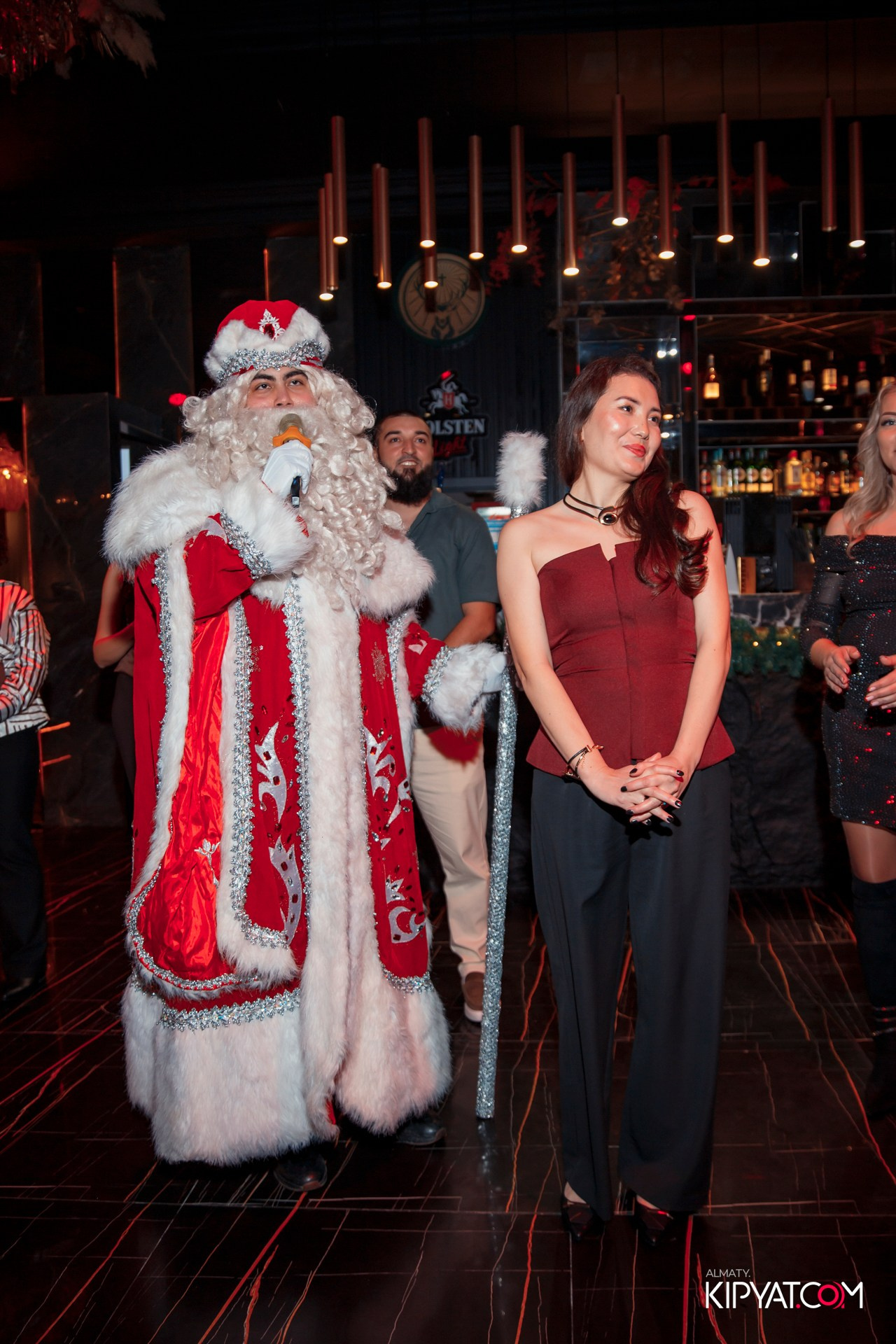 БАР ПОНАЕХАЛИ НА ДОСТЫК. КИПЯТКОМ АЛМАТЫ! Фотосъемка мероприятий в Алматы