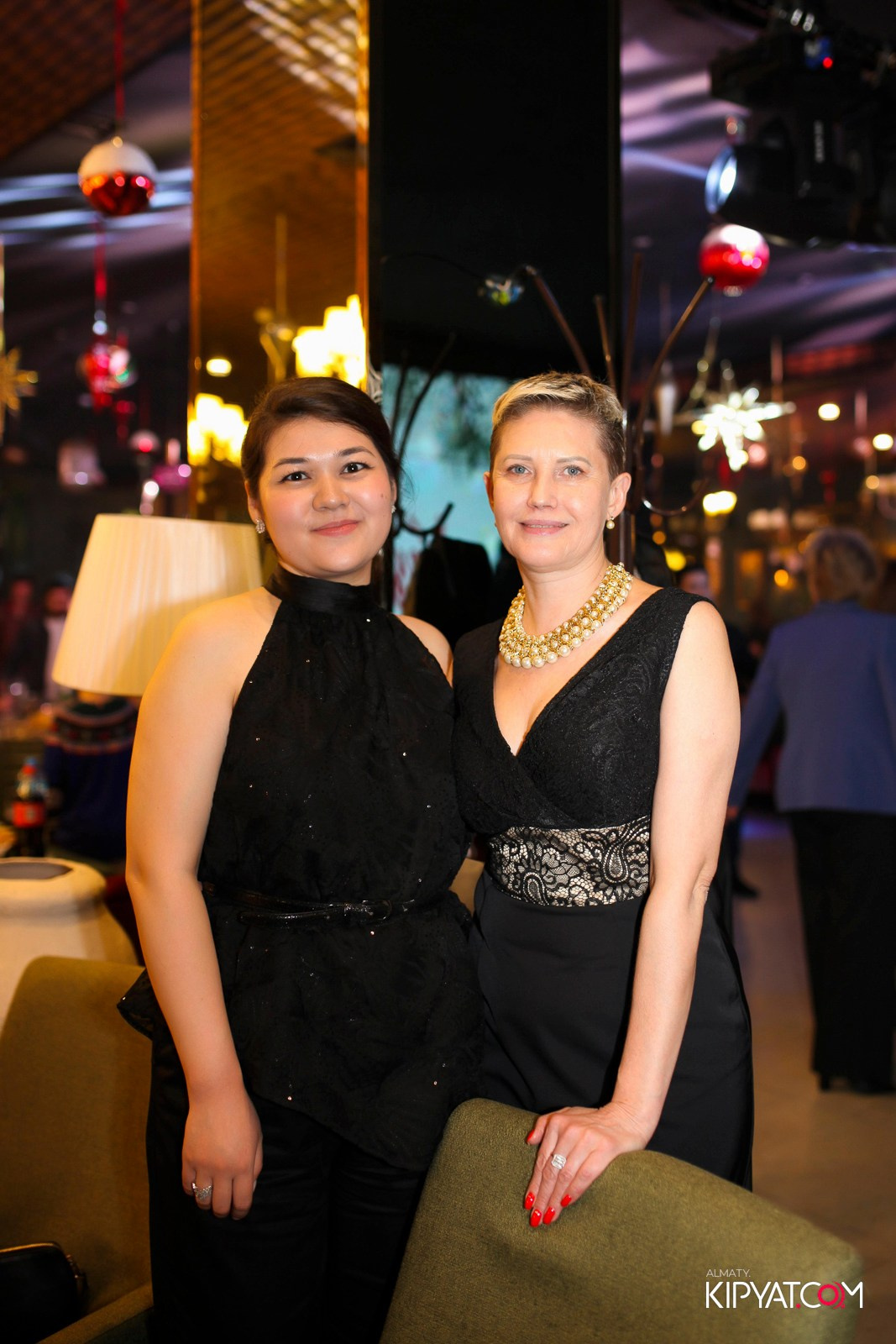 РЕСТОРАН ВЕСЕЛИДЗЕ НА ШЕВЧЕНКО. КИПЯТКОМ АЛМАТЫ! Фотосъемка мероприятий в Алматы