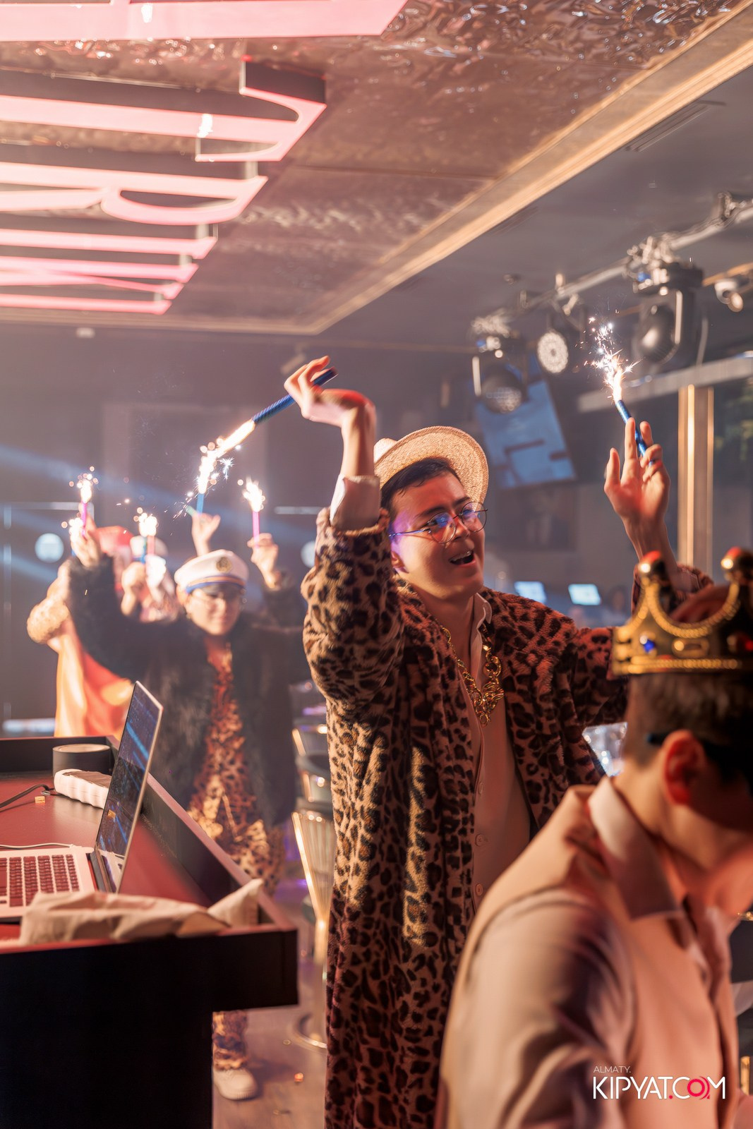 PATRIKI RESTAURANT. КИПЯТКОМ АЛМАТЫ!