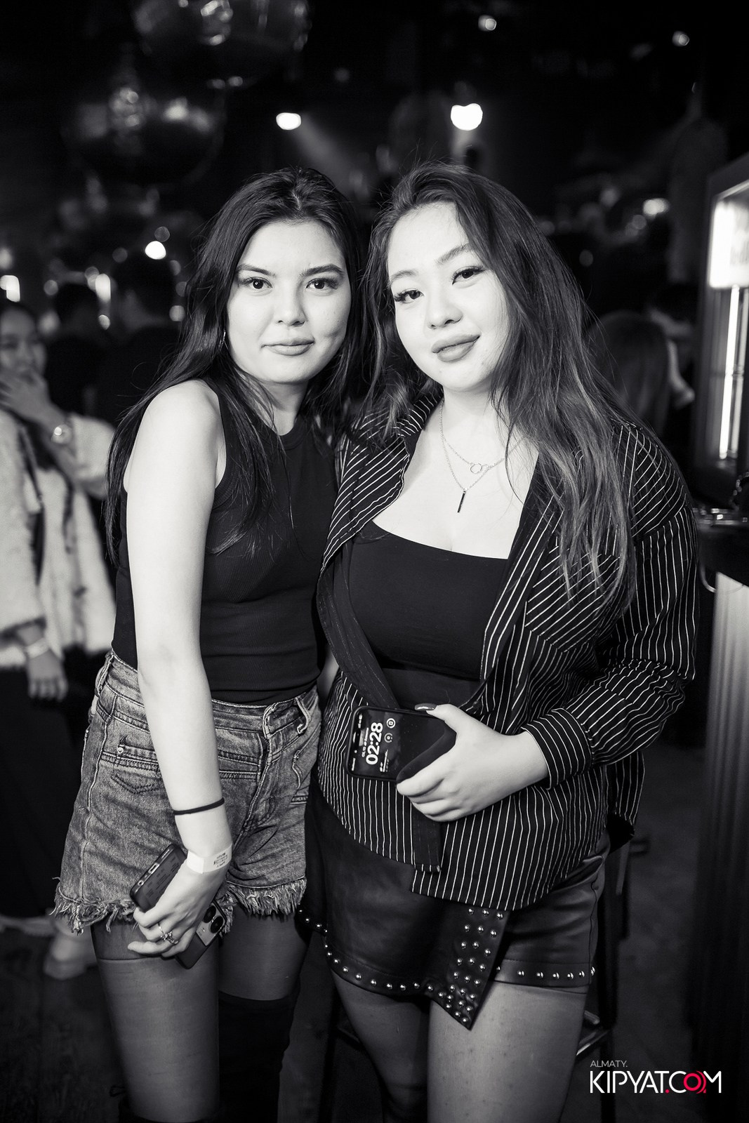 UYAT EMES BAR. КИПЯТКОМ АЛМАТЫ!