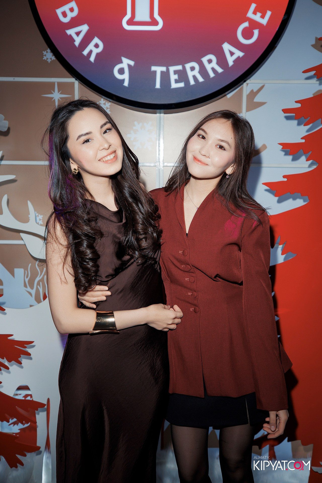 FRIENDS BAR & TERRACE. КИПЯТКОМ АЛМАТЫ! Фотосъемка мероприятий в Алматы