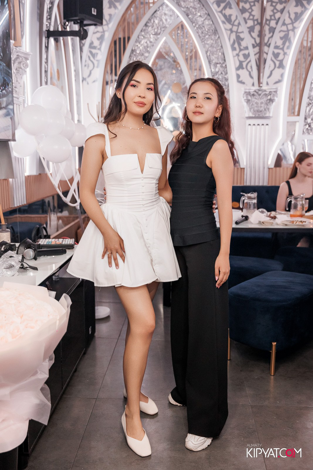 MOOD KARAOKE & TERRACE. КИПЯТКОМ АЛМАТЫ!