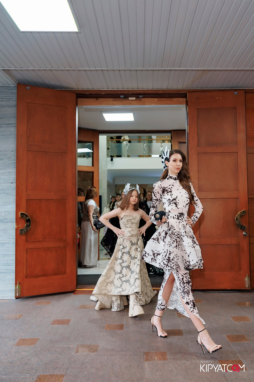 JUNIOR MODELS SHOW. ПЕРФОМАНС НОЧЬ В МУЗЕЕ. КИПЯТКОМ АЛМАТЫ! Фотосъемка мероприятий в Алматы