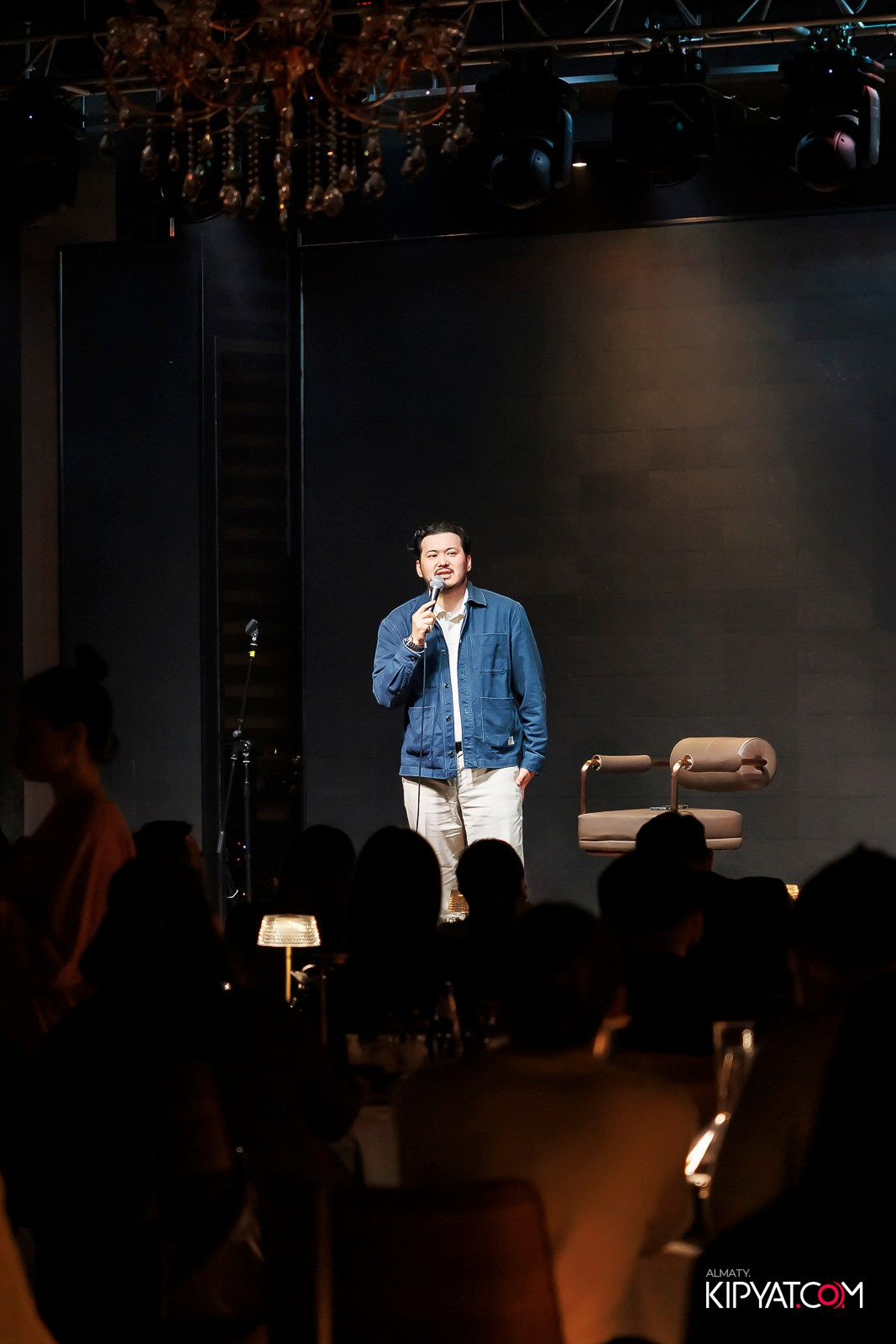 STAND UP КОНЦЕРТ АЛЕКСАНДА МЕРКУЛЬ. КИПЯТКОМ АЛМАТЫ! Фотосъемка мероприятий в Алматы
