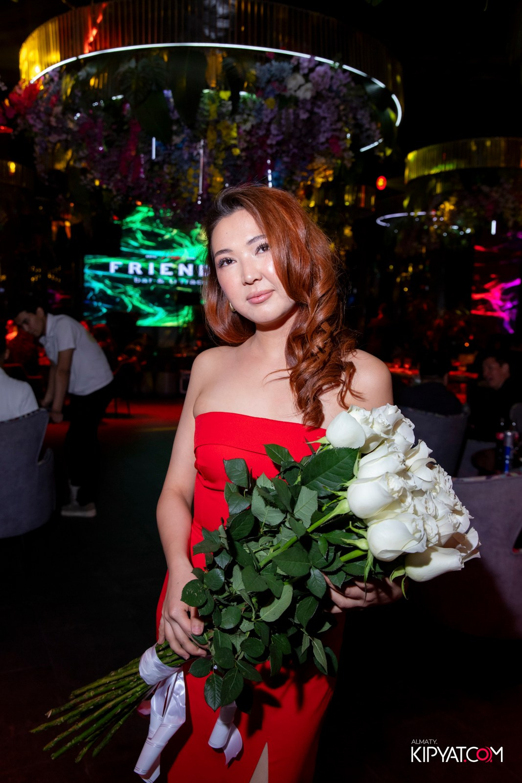 FRIENDS BAR & TERRACE. КИПЯТКОМ АЛМАТЫ! Фотосъемка мероприятий в Алматы