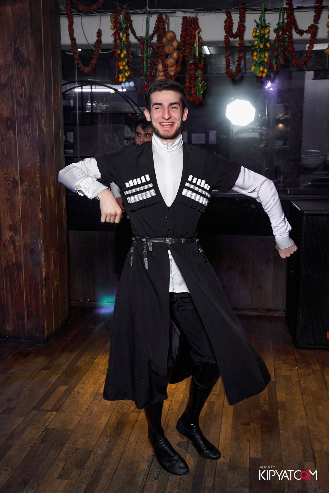 ВАХТАНГУРИ. КИПЯТКОМ АЛМАТЫ!