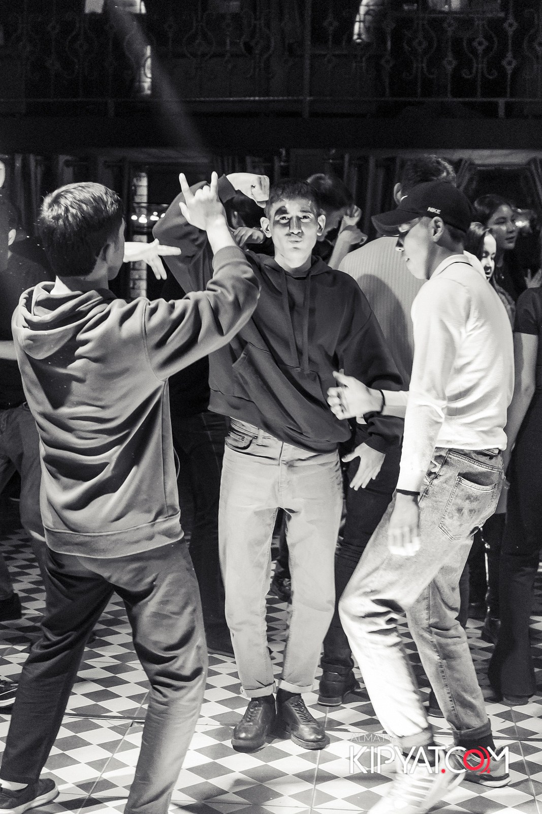 НАКАТИКА. КИПЯТКОМ АЛМАТЫ!