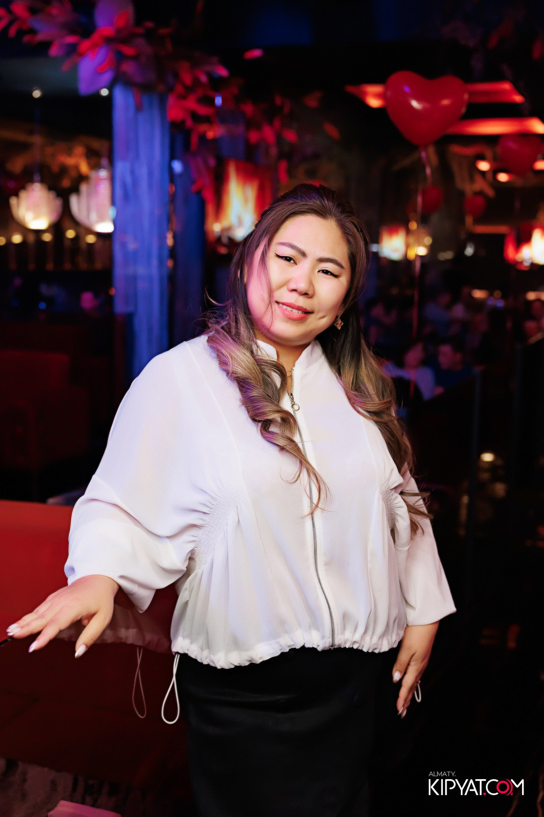 БАР ПАНАЕХАЛИ НА ДОСТЫК. КИПЯТКОМ АЛМАТЫ!