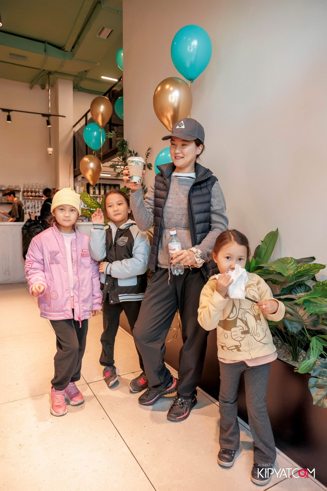 ОТКРЫТИЕ COFFEE SHAKE АСЫЛ ТАС. КИПЯТКОМ АЛМАТЫ!