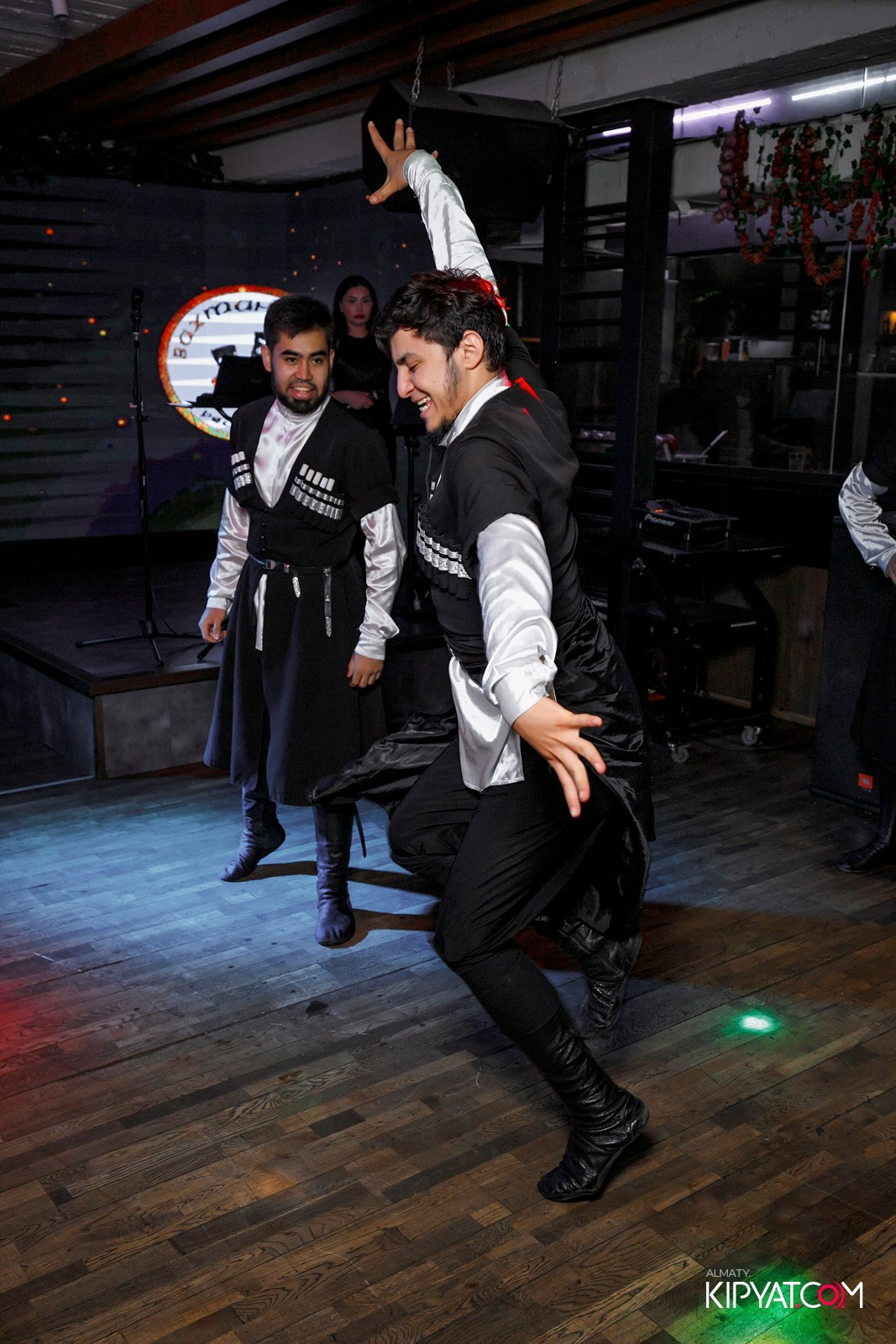 ВАХТАНГУРИ. КИПЯТКОМ АЛМАТЫ!