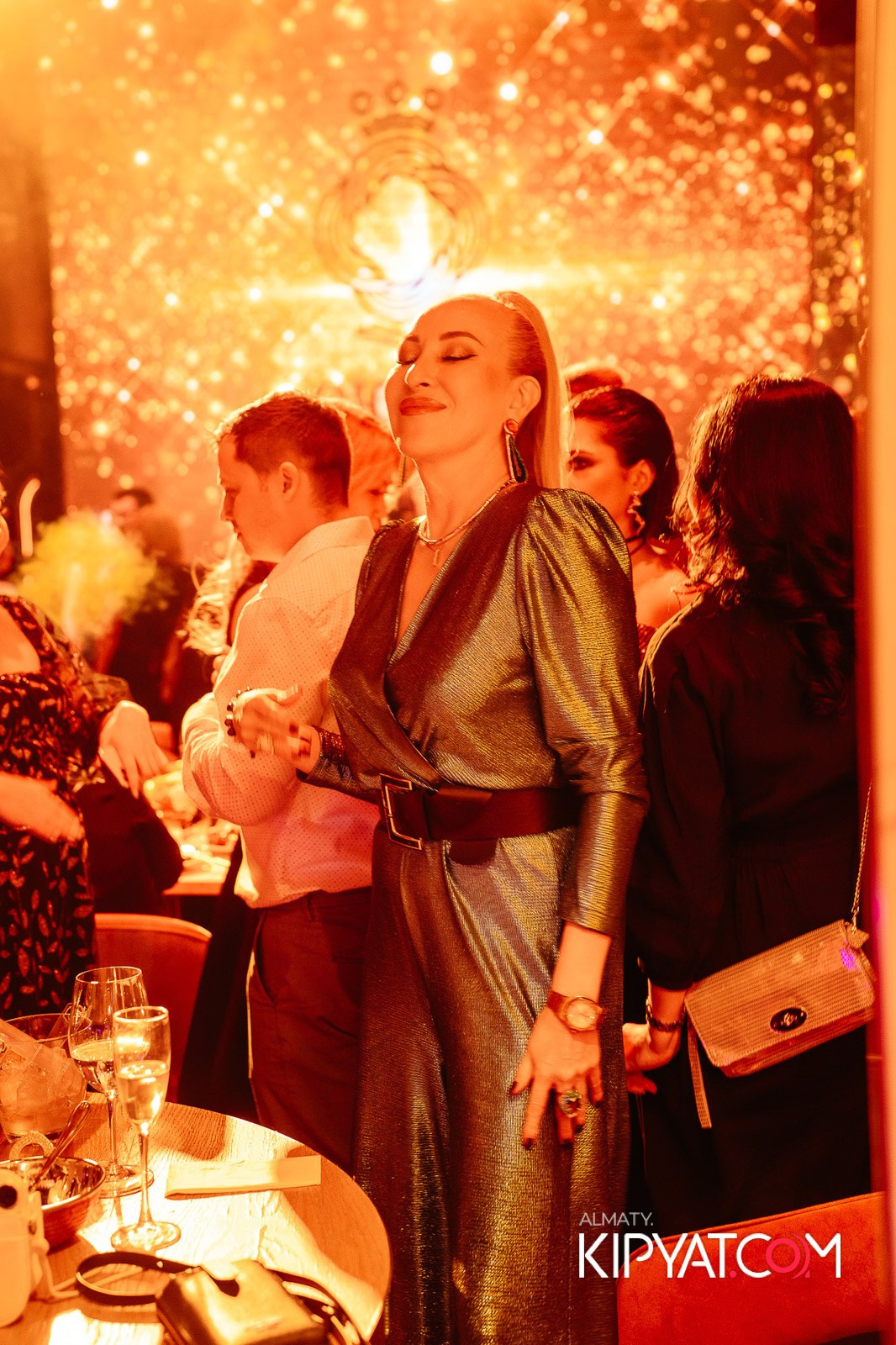 QUEEN. КИПЯТКОМ АЛМАТЫ!