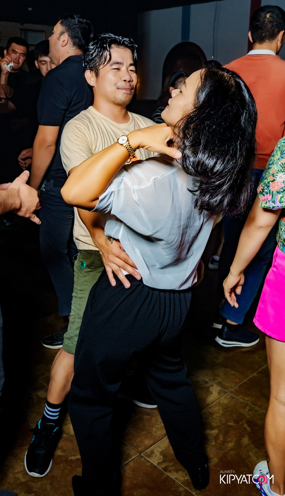 ARAGOSTA DISCO BAR. КИПЯТКОМ АЛМАТЫ!