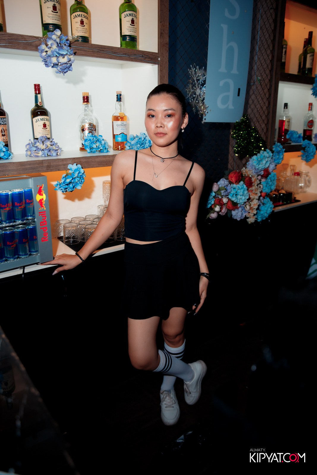 UYAT EMES BAR. КИПЯТКОМ АЛМАТЫ!