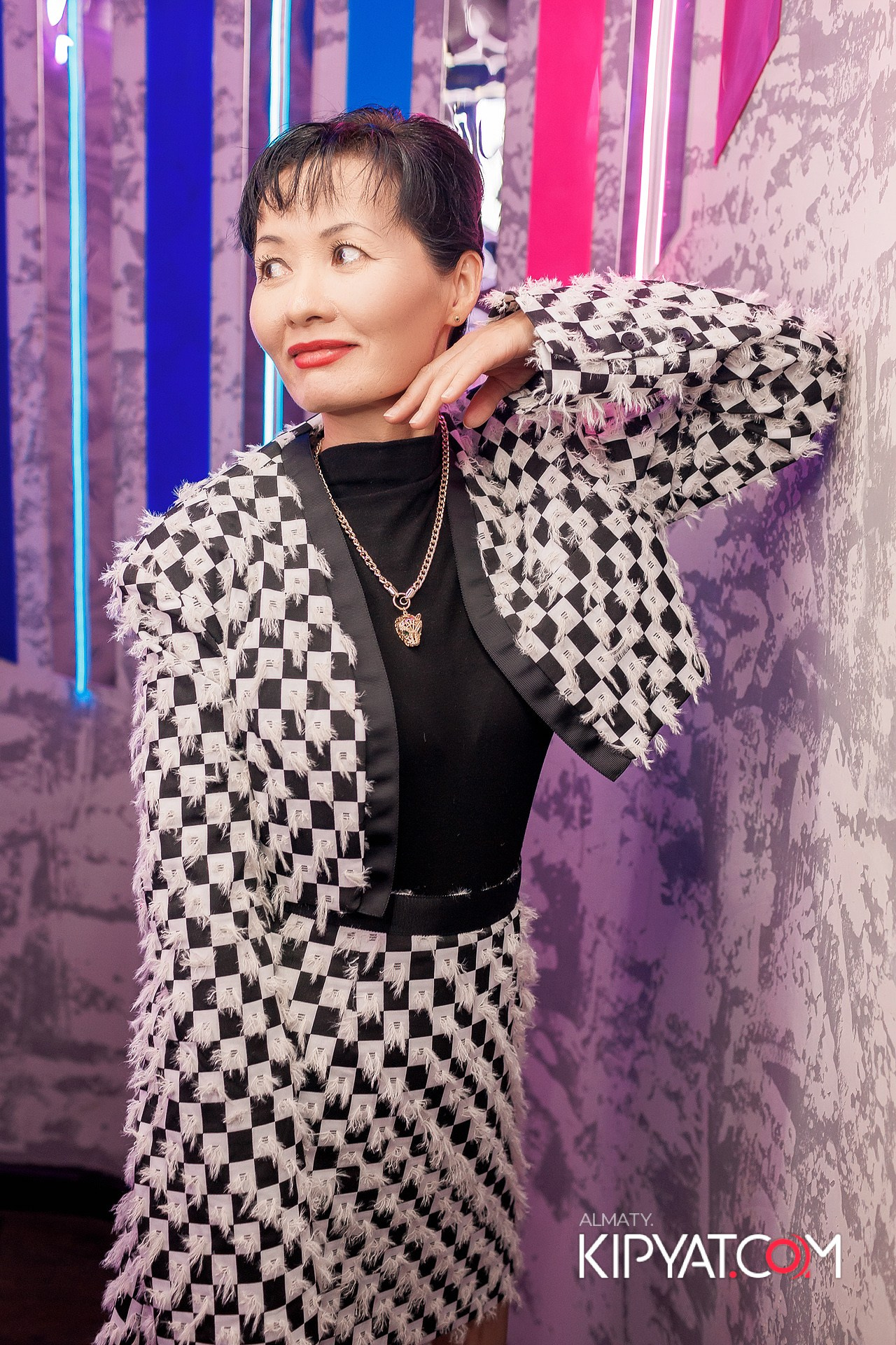 УХО И МЕДВЕДЬ НА ГАГАРИНА. КИПЯТКОМ АЛМАТЫ!