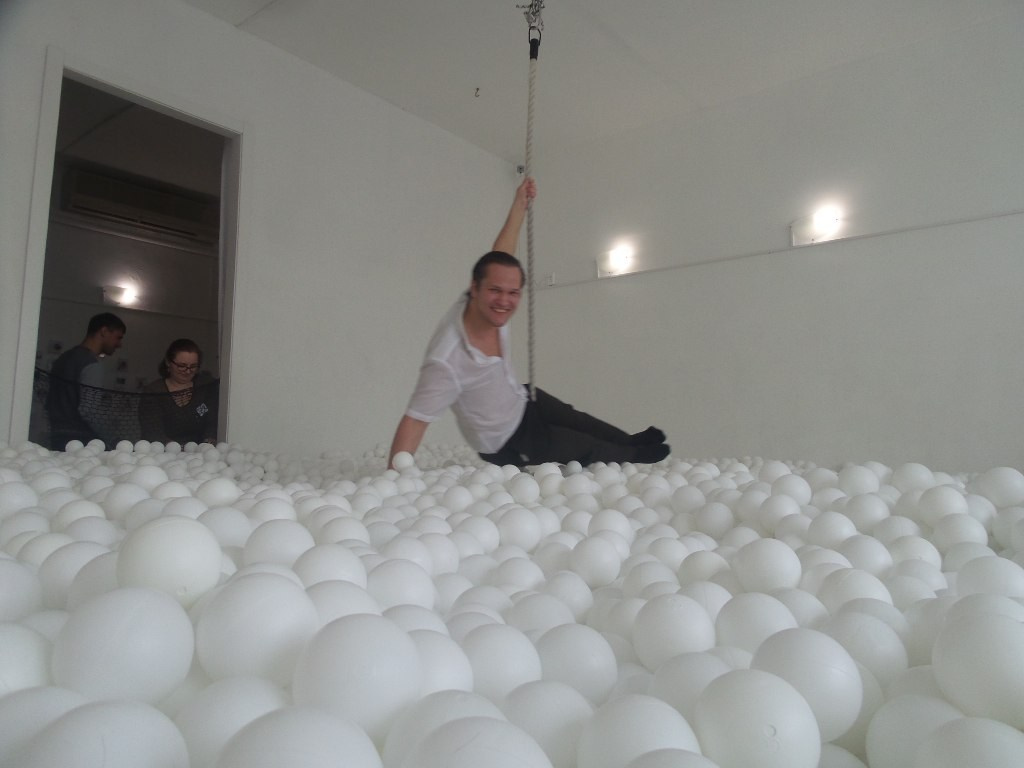 Сухой бассейн H2Ball |12.03.2017. Галерея Фантим