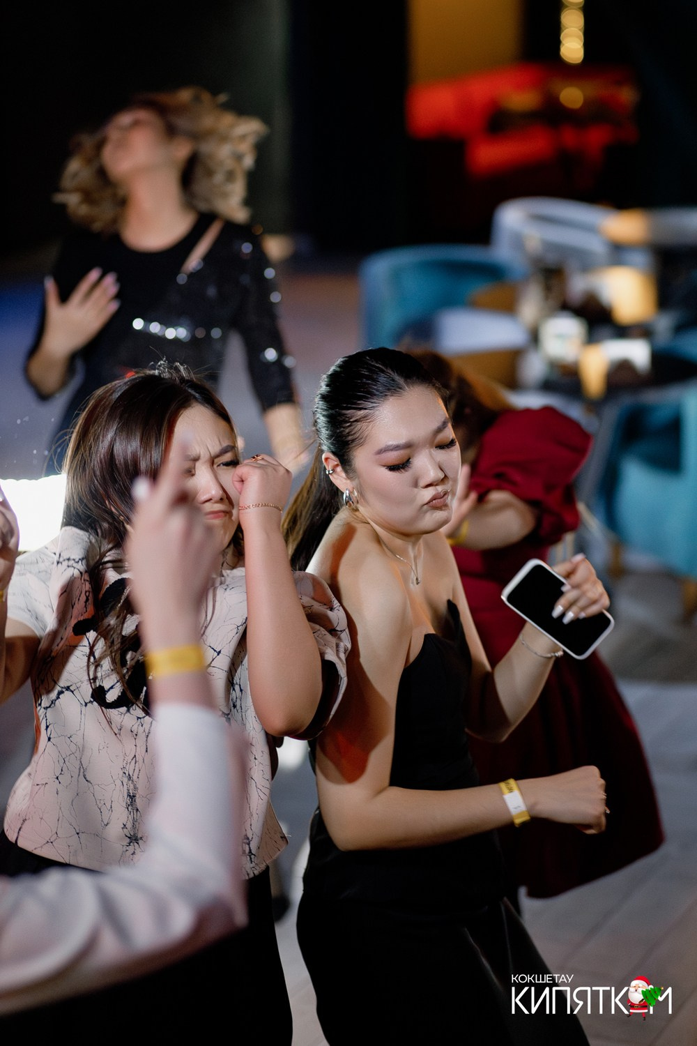 NE BRUKLIN. КИПЯТКОМ КОКШЕТАУ