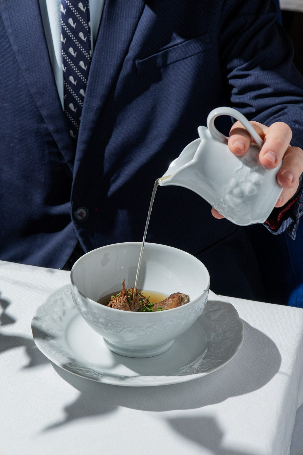 Bellevue. Night2Day Санкт-Петербург