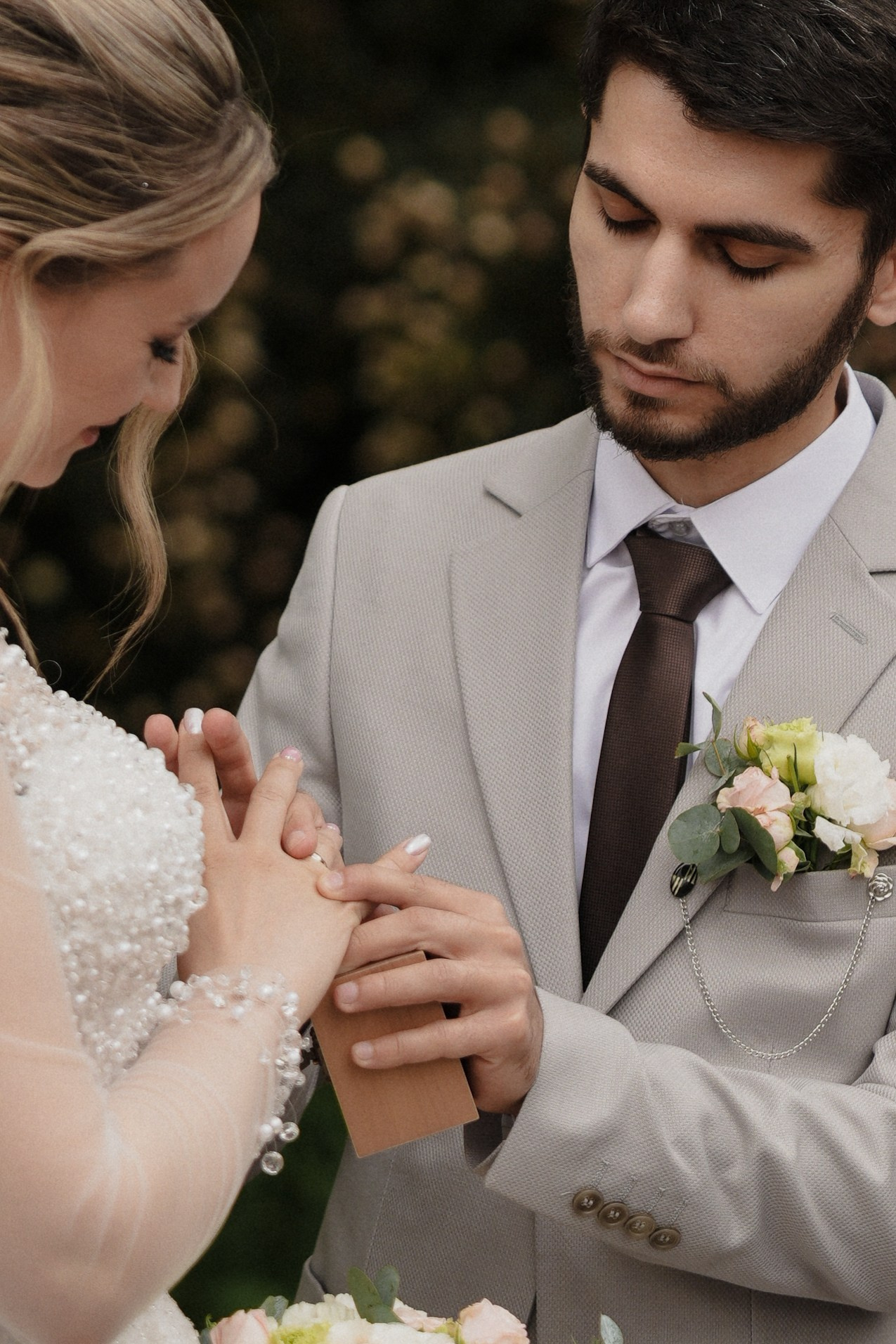 Сборы жениха и невесты, бракосочетание в Савеловском загсе, выездная церемония