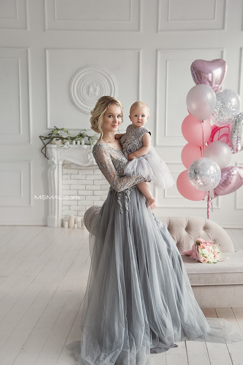 фотосессия дня рождения ребенка, фотосъемка в красивых платьях, фотосессия в фотостудии