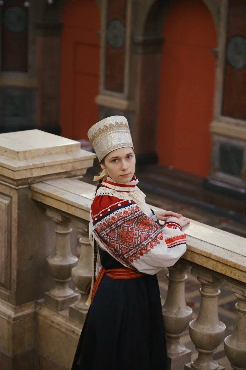 Русский народный. Костюмер, художник кино и телевидения в спб