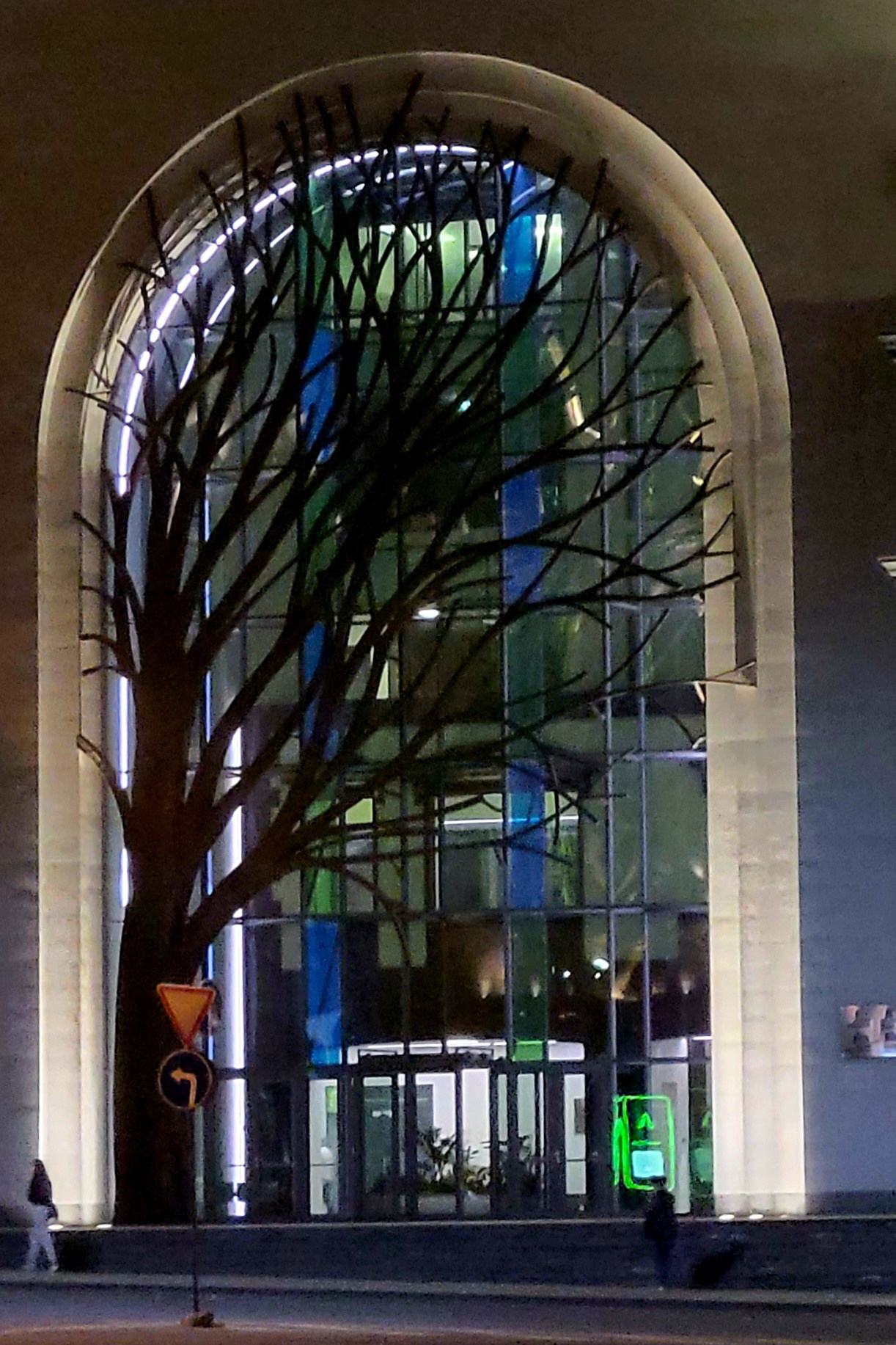 It's so nice to be in summer after moscow's snowfalls