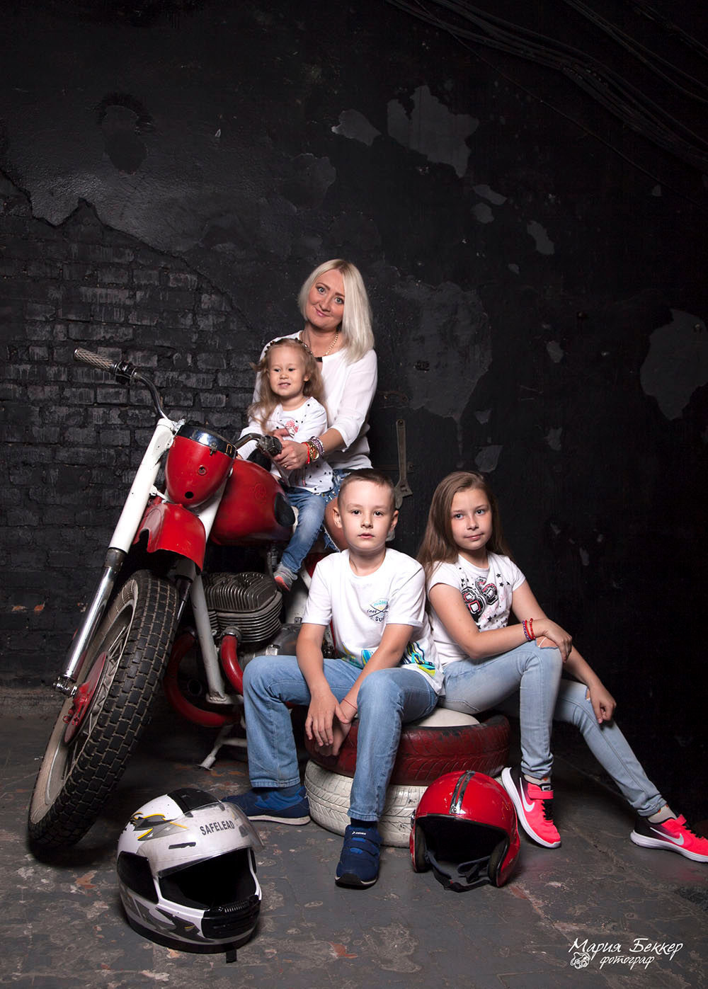 Семейная фотосессия в омске от Марии Беккер. Мария Беккер - фотограф: свадебный, семейный, детский