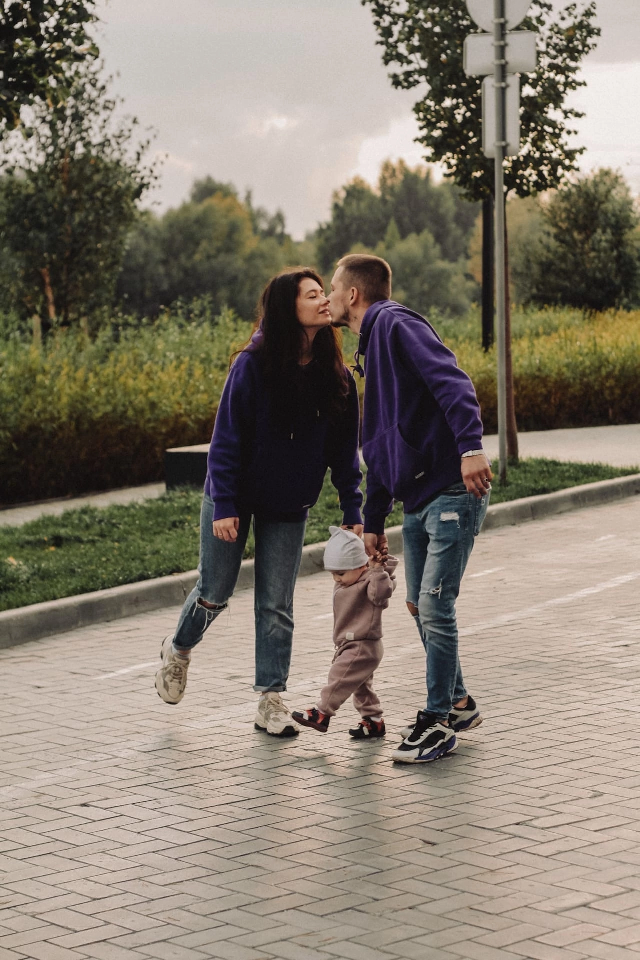 Анечка с папой и мамой. Семейный фотограф Полина Легачева