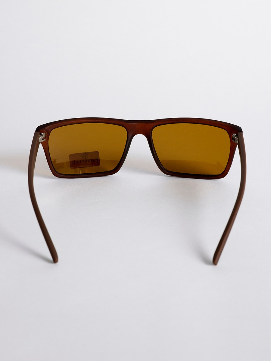 Съемка солнцезащитных очков. Фотограф в Санкт-Петербурге