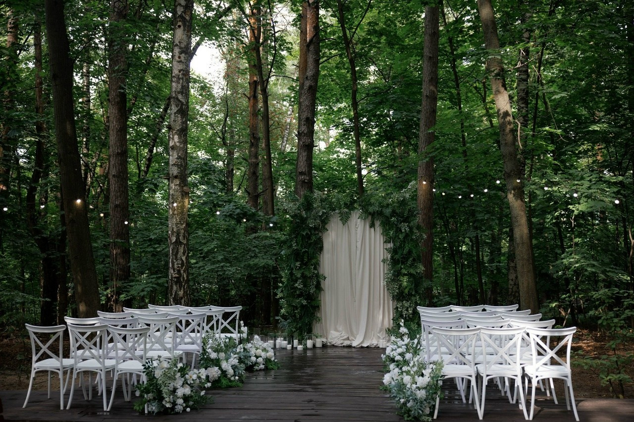 Декор Джуси роуз. Подрядчики и друзья сети свадебных площадок House for wedding