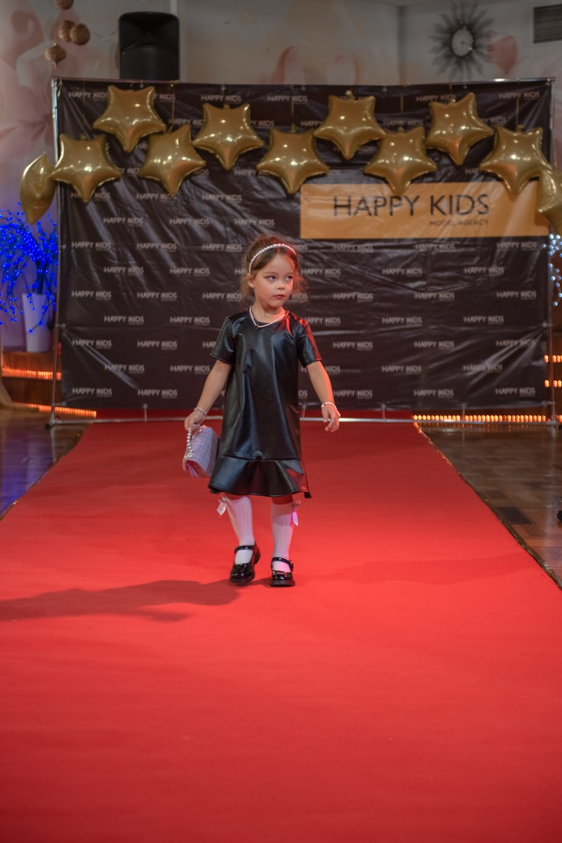 HAPPYkids дефиле санаторий Октябрьский. Семейный и коммерческий фотограф в Сочи Александр Бодунов