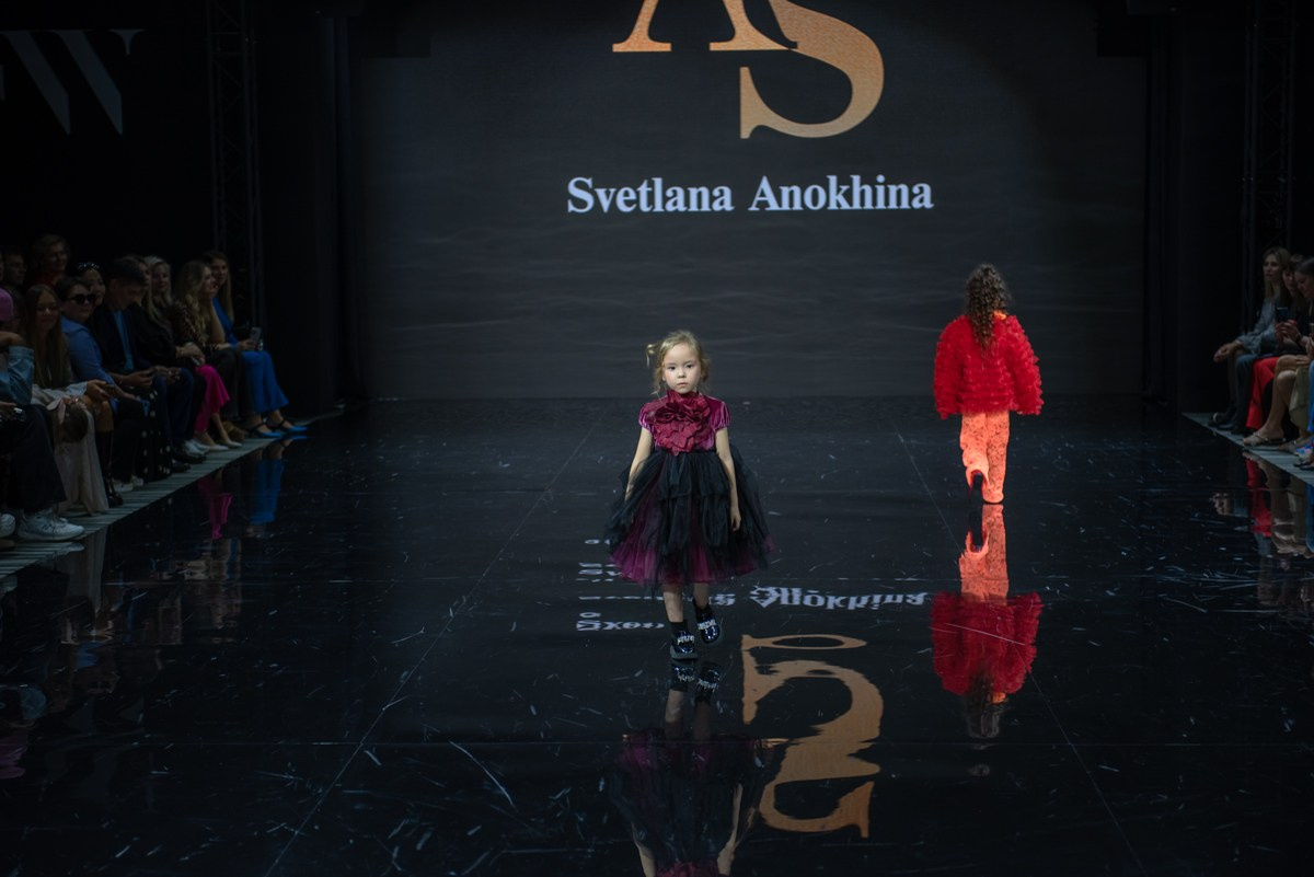 SochiFashionWeek2024 дизайнер Анохина Светлана. Семейный и коммерческий фотограф в Сочи Александр Бодунов