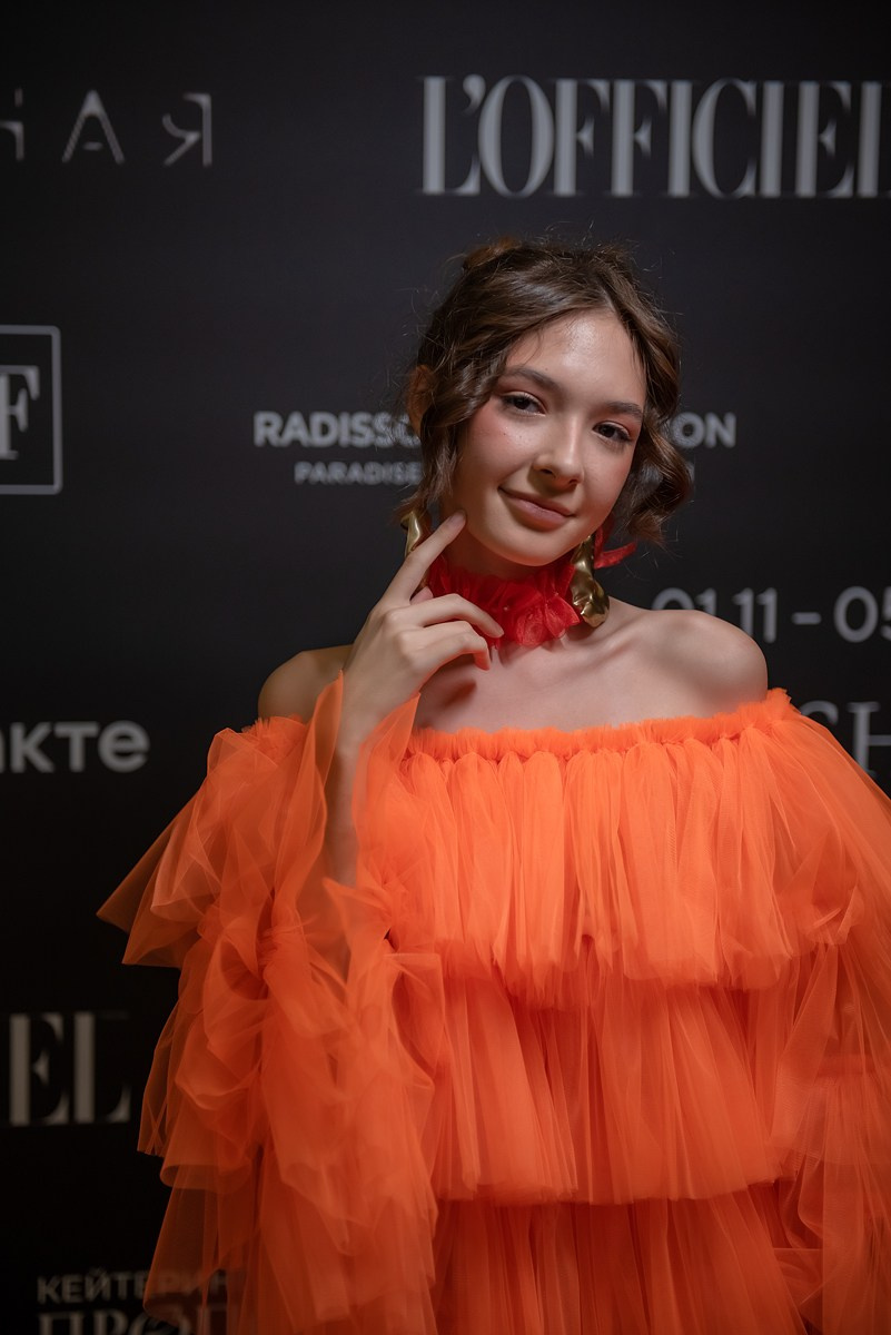 SochiFashionWeek2024 дизайнер Анохина Светлана. Семейный и коммерческий фотограф в Сочи Александр Бодунов