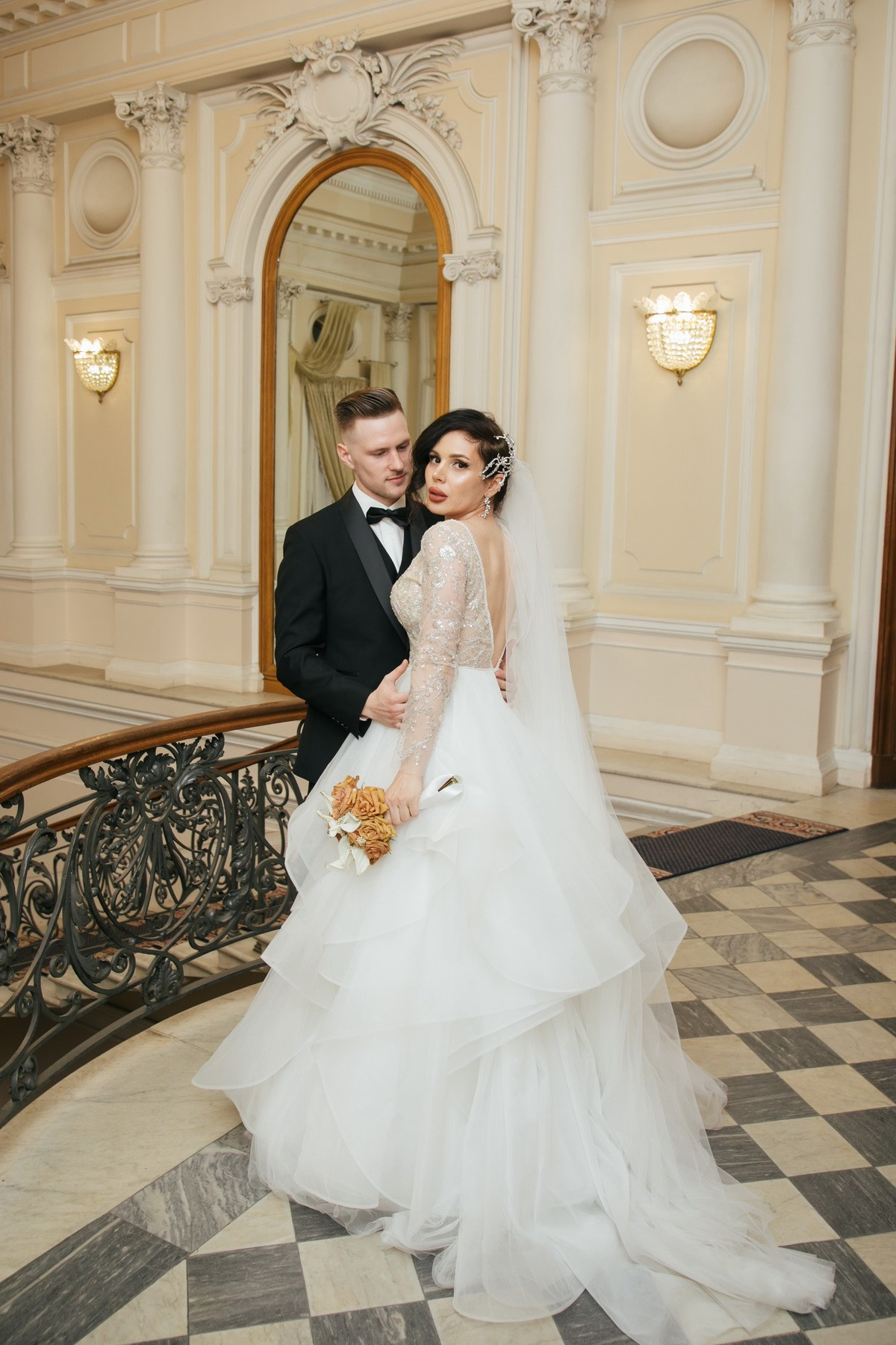 Passion à Saint-Pétersbourg. Фотограф крещение венчание в Петербурге! Помогает подобрать храм и посоветовал душевного батюшку в СПб